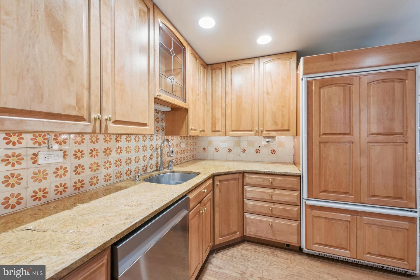 3469 Midvale Ave