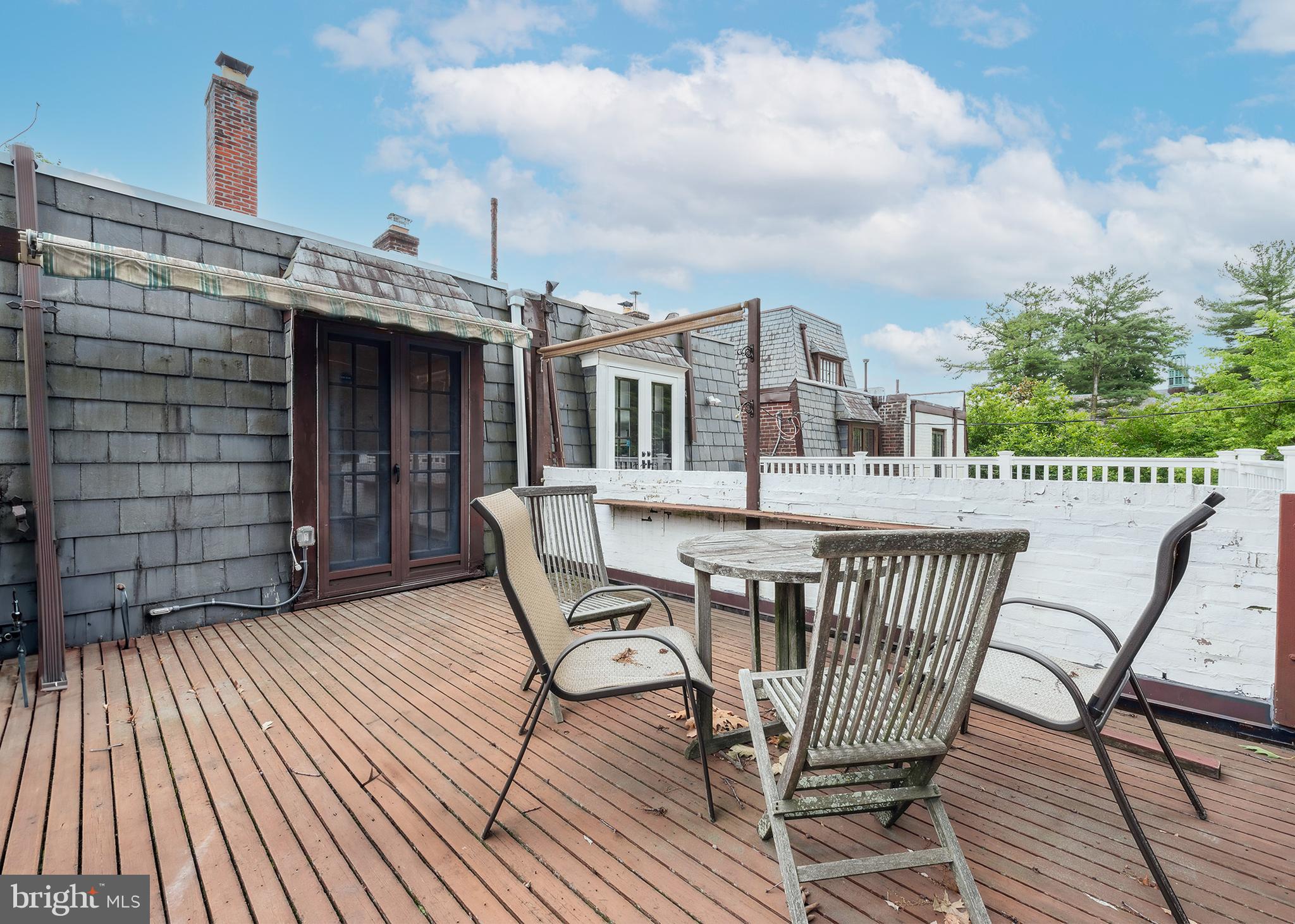 3469 Midvale Ave