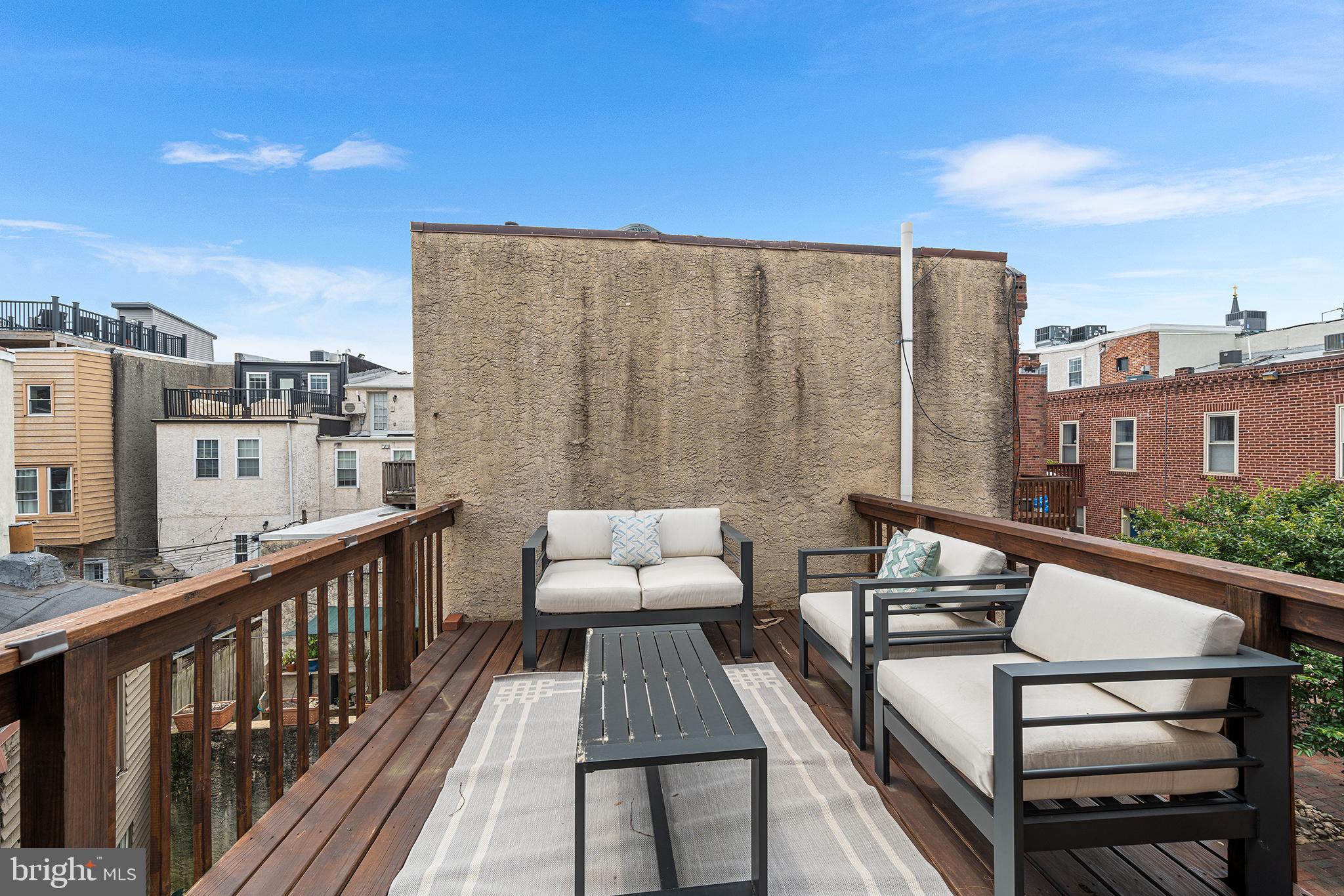 1019-25 N 4TH ST #1019C