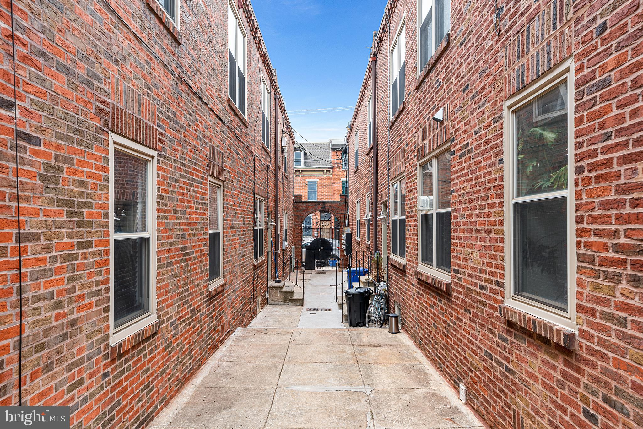 1019-25 N 4TH ST #1019C