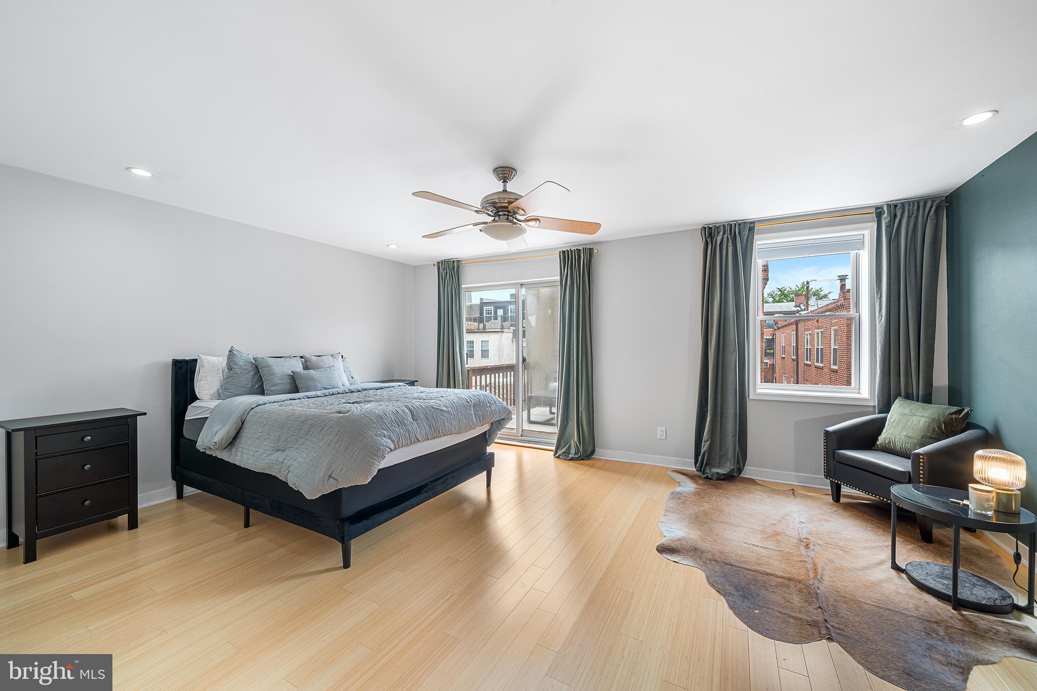 1019-25 N 4TH ST #1019C