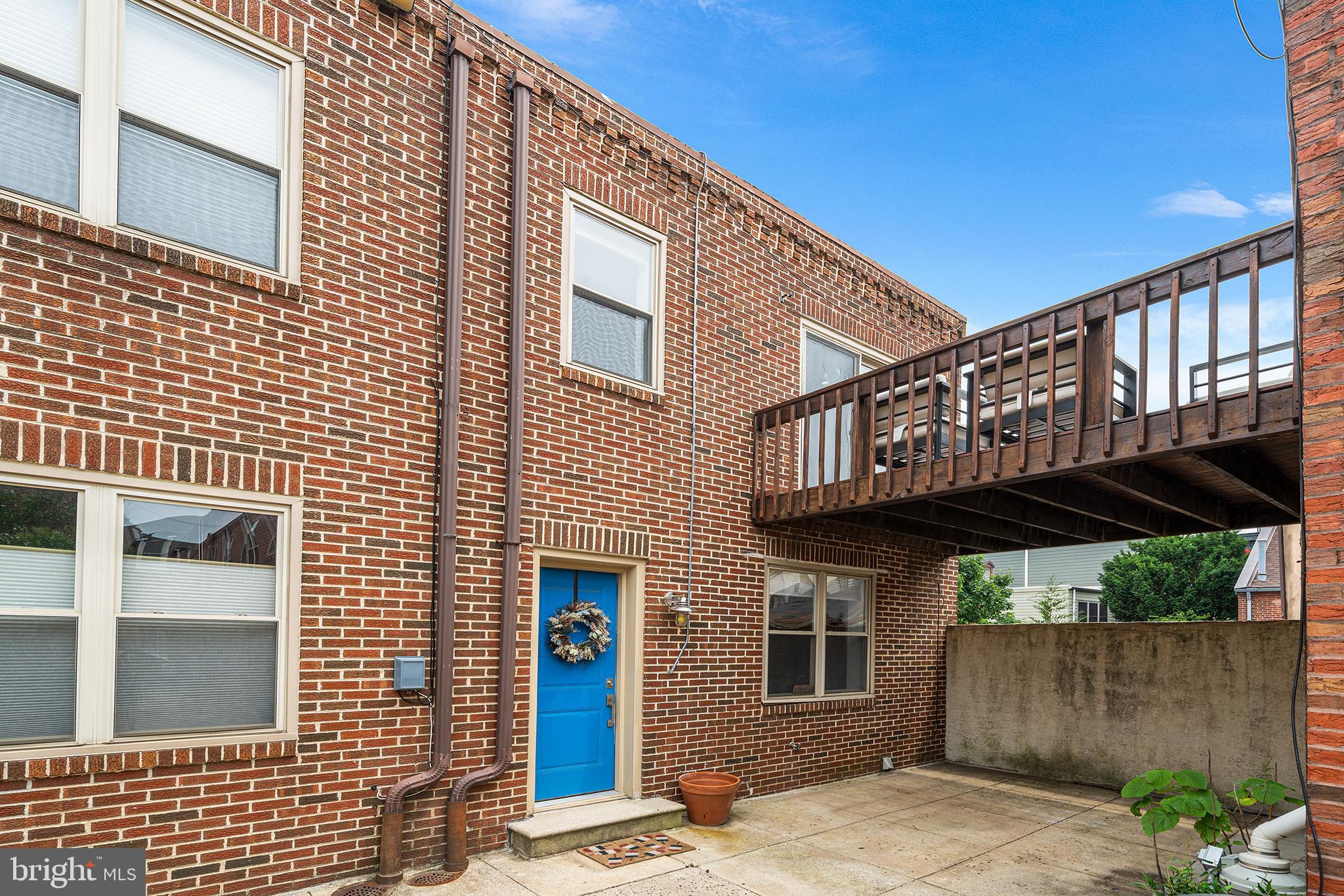 1019-25 N 4TH ST #1019C