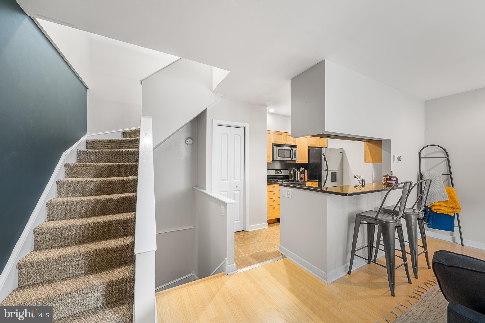 1019-25 N 4TH ST #1019C