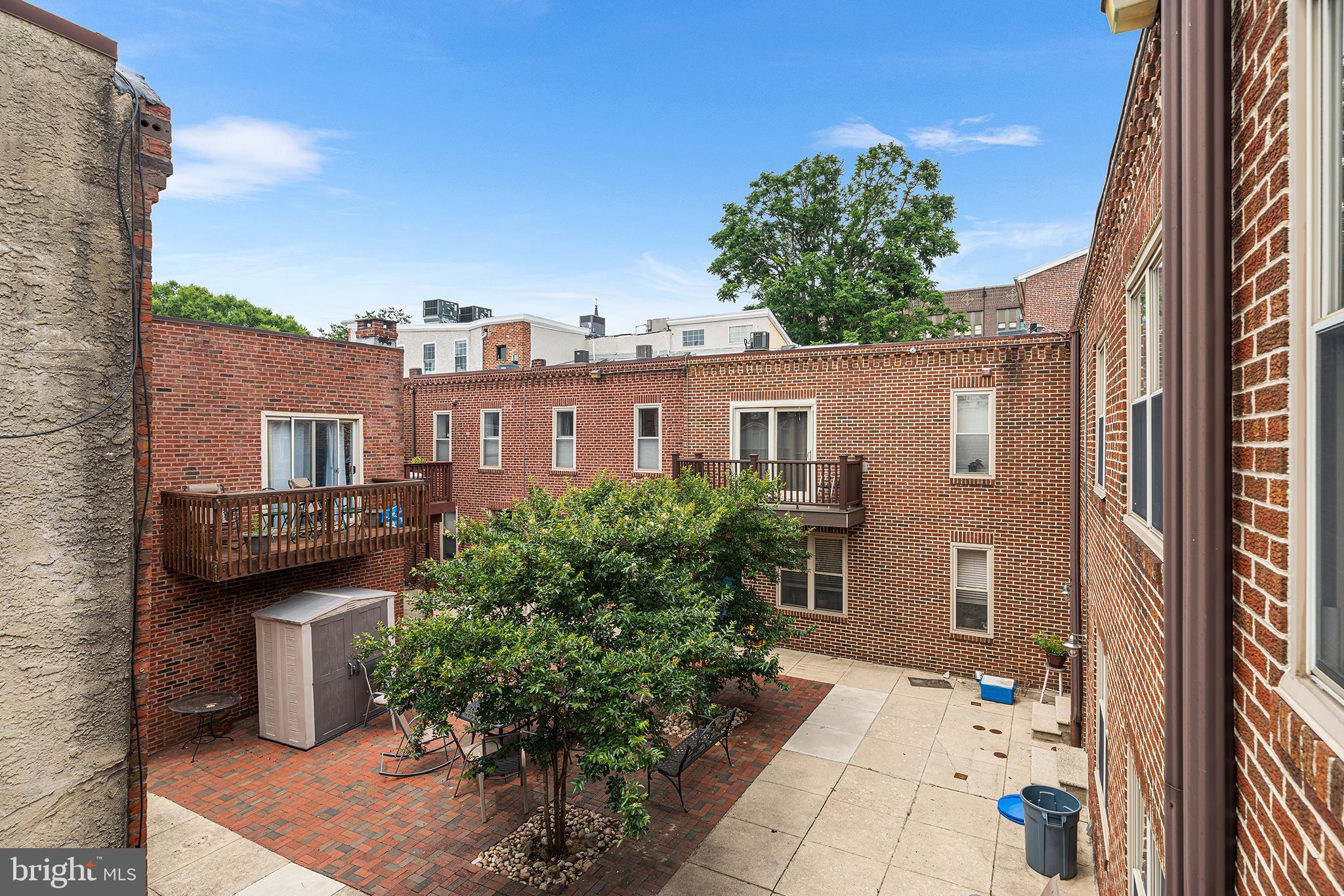 1019-25 N 4TH ST #1019C