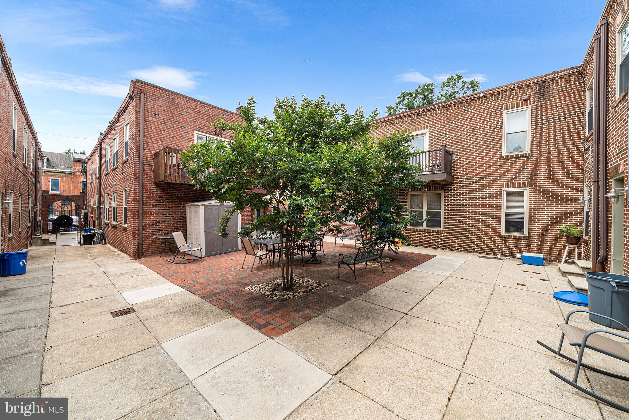 1019-25 N 4TH ST #1019C