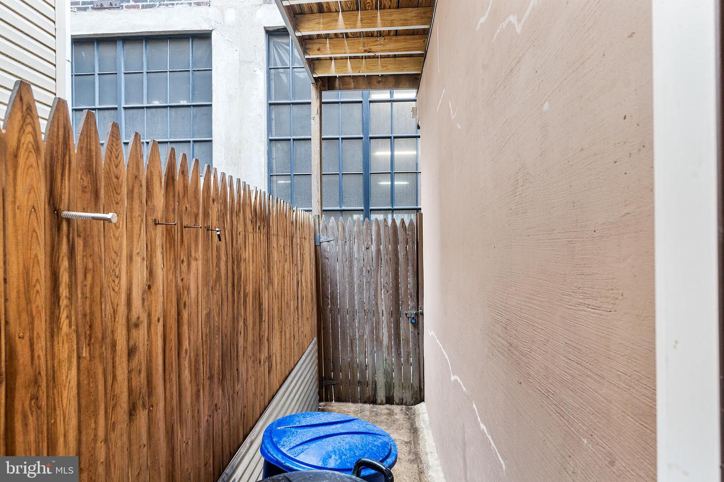 423 Miller St