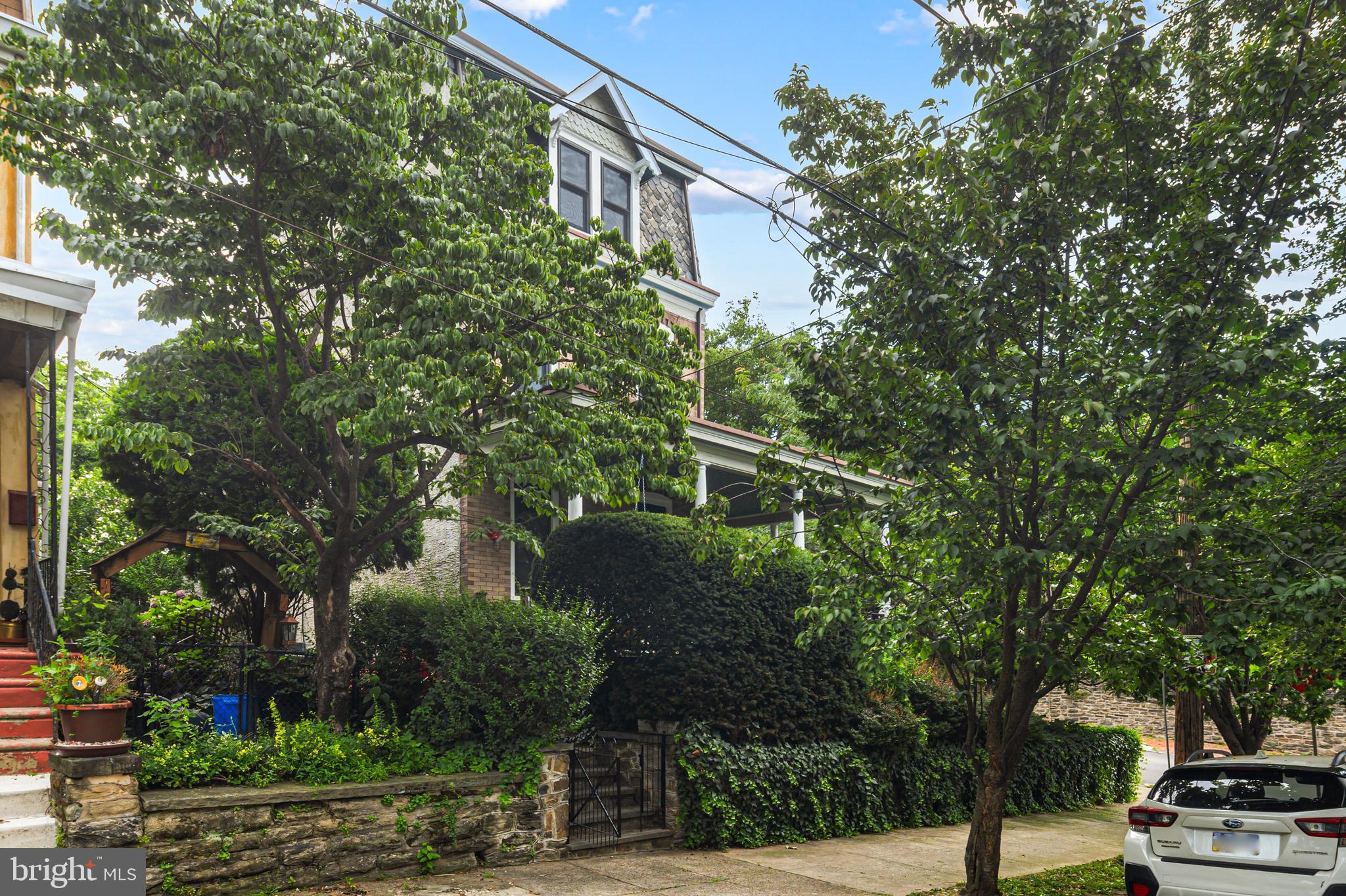 4403 Dexter St