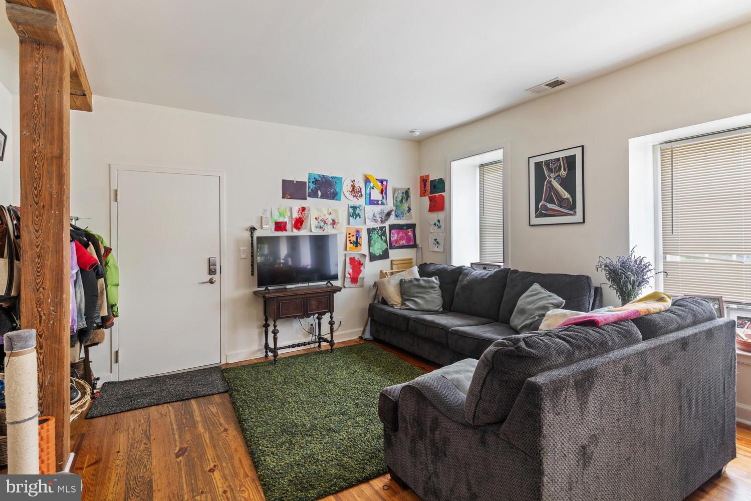 16 E Springer St
