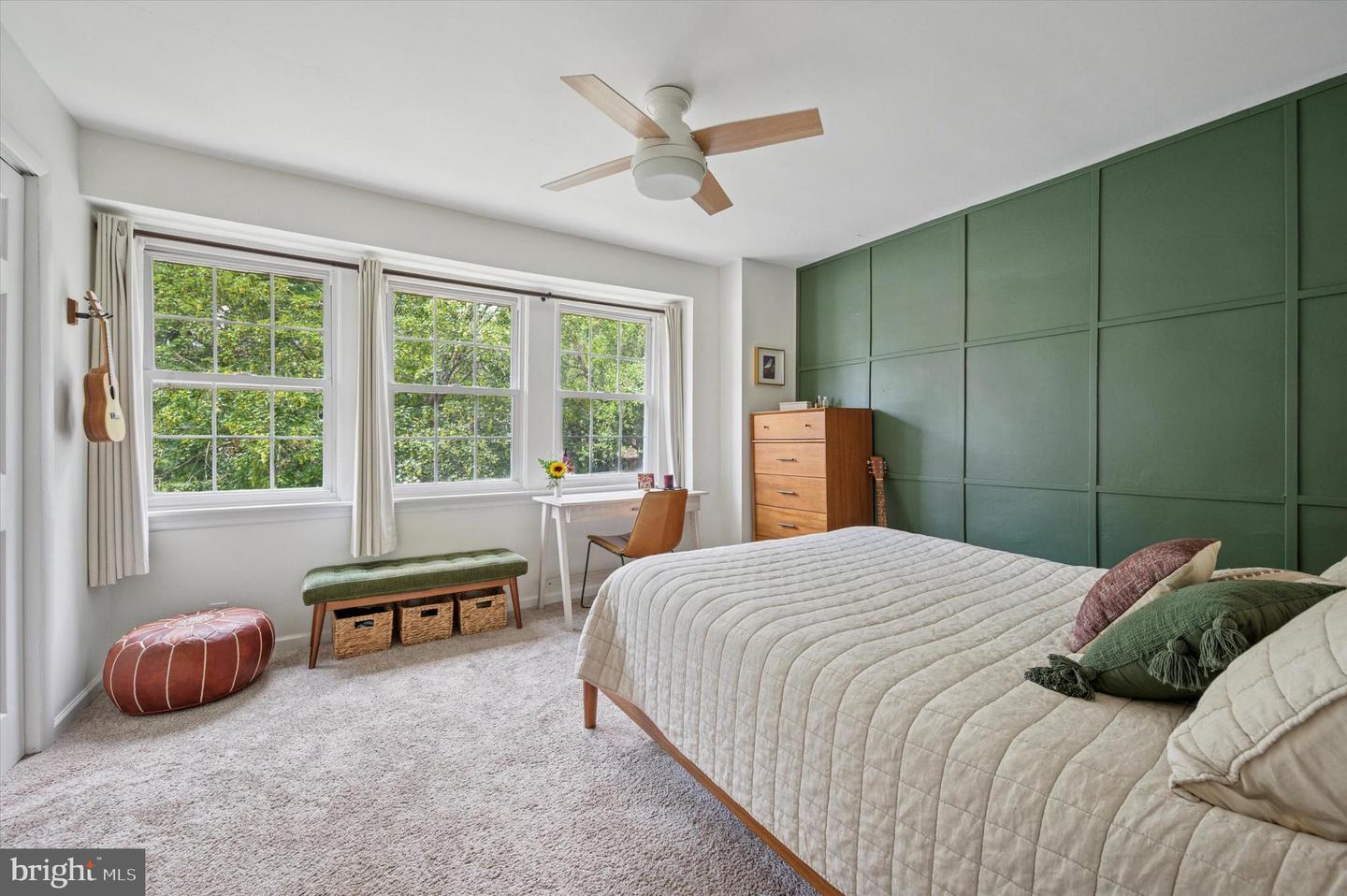 20 E Gorgas Ln