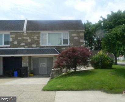 800 Griffith St
