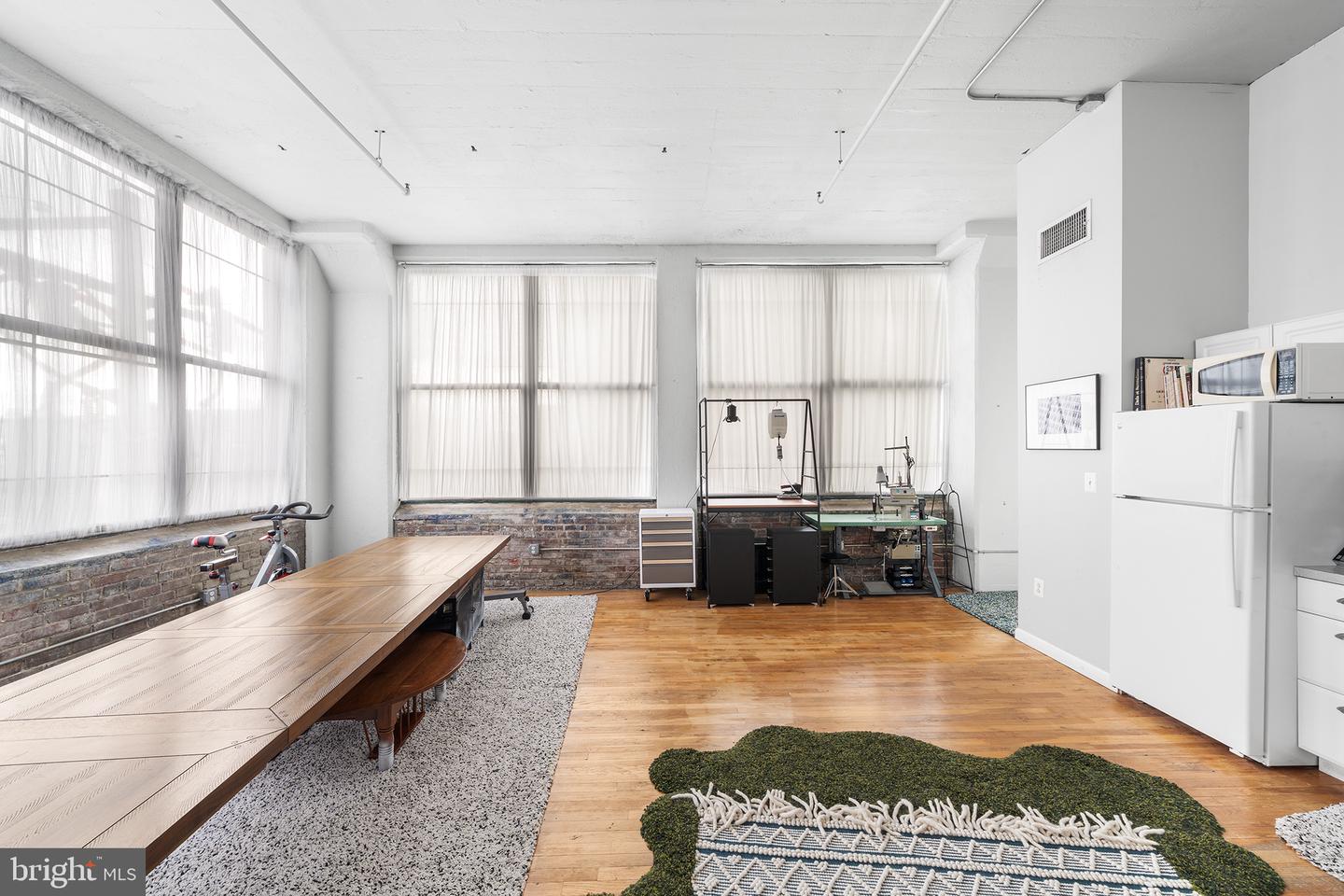 314-22 N 12TH ST #301