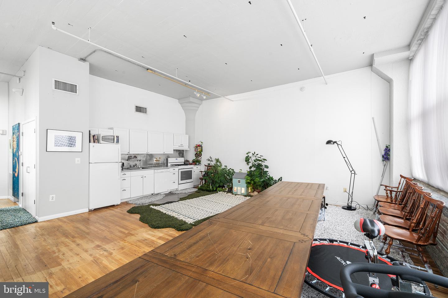 314-22 N 12TH ST #301