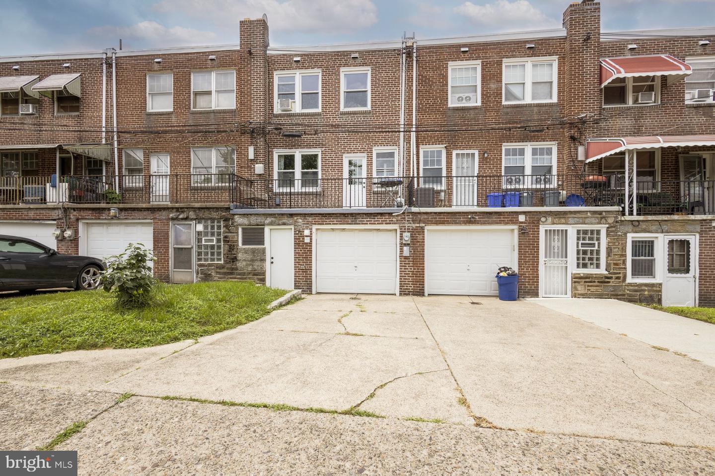 354 E Montana St