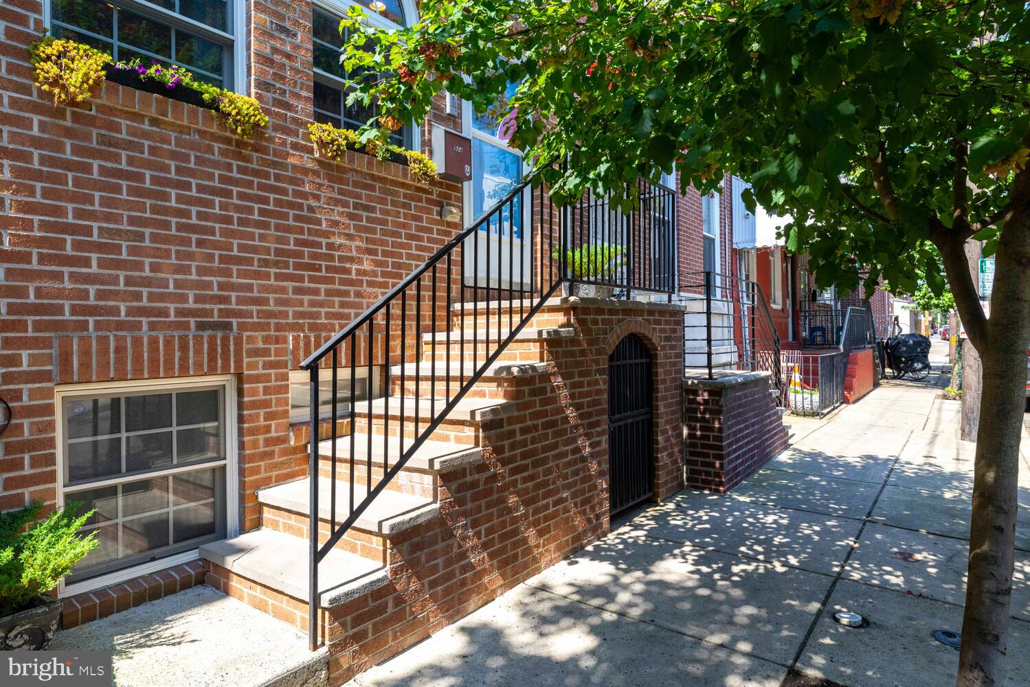 924 Ellsworth St