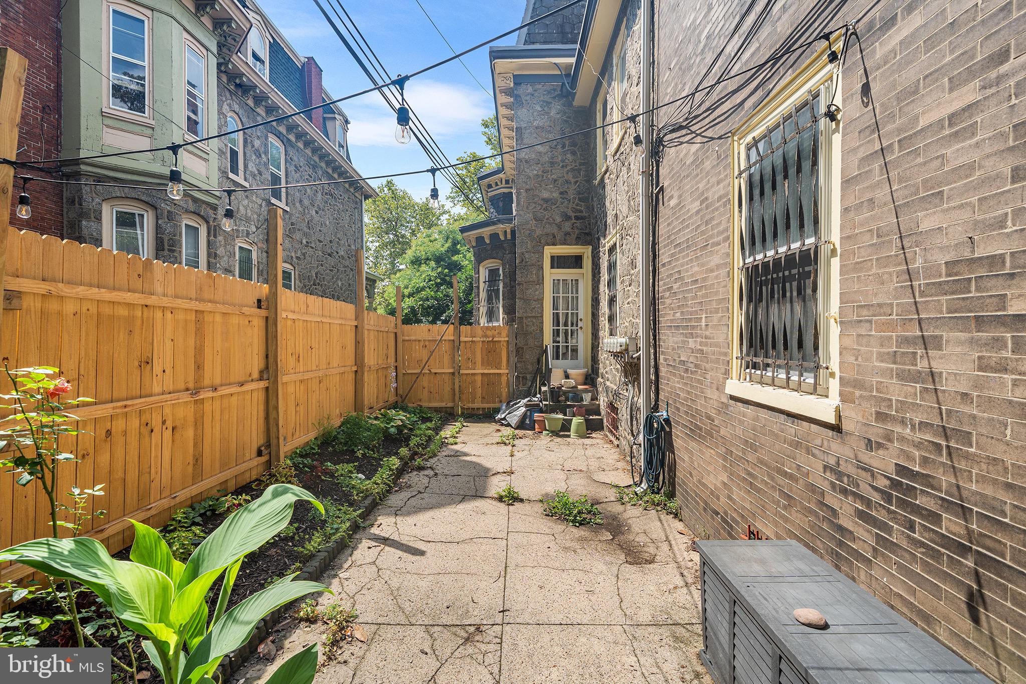 3617 POWELTON AVE #1