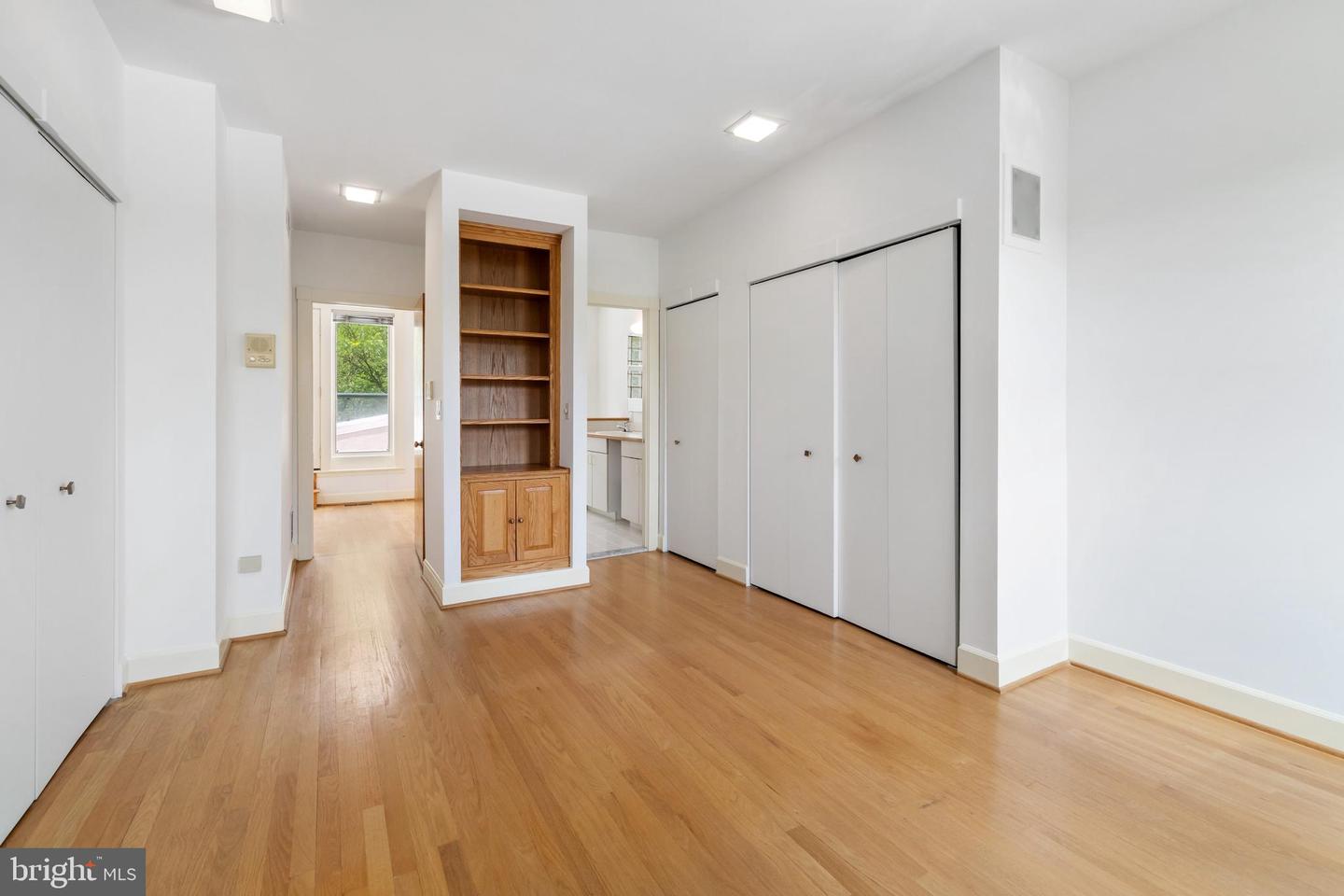2931 Pennsylvania Ave