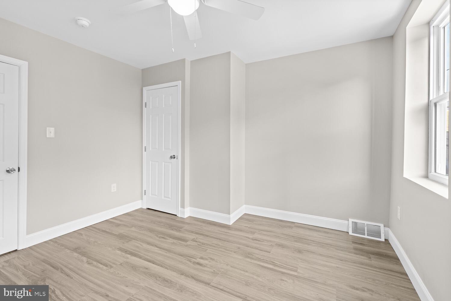 2002 W Westmoreland St