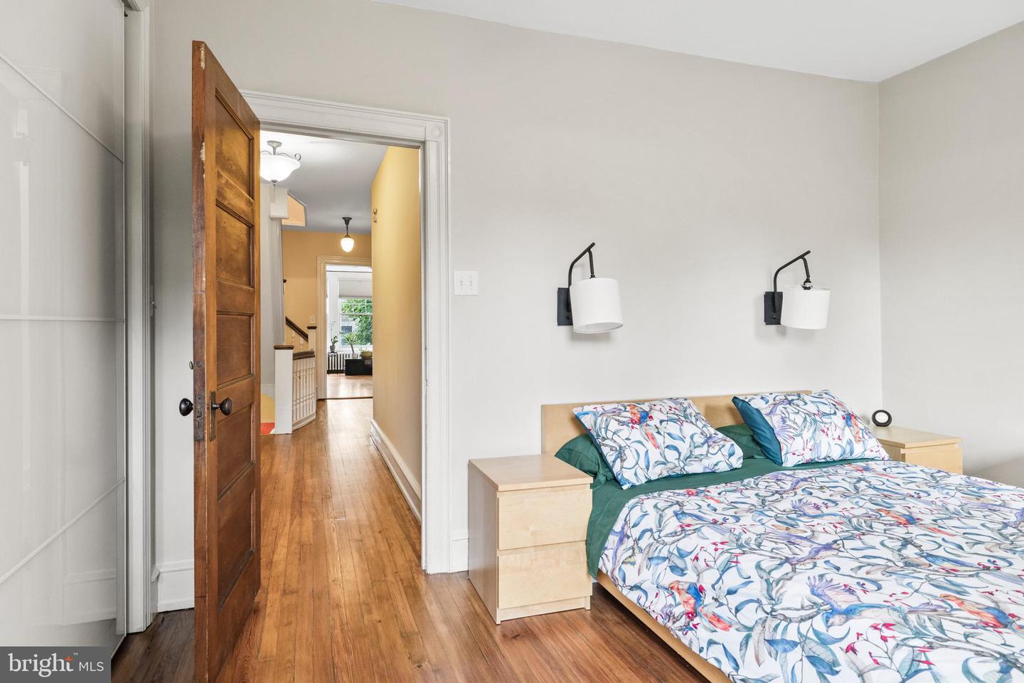 106 E Moreland Ave