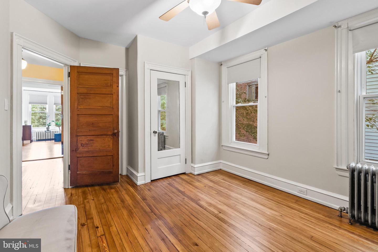 106 E Moreland Ave
