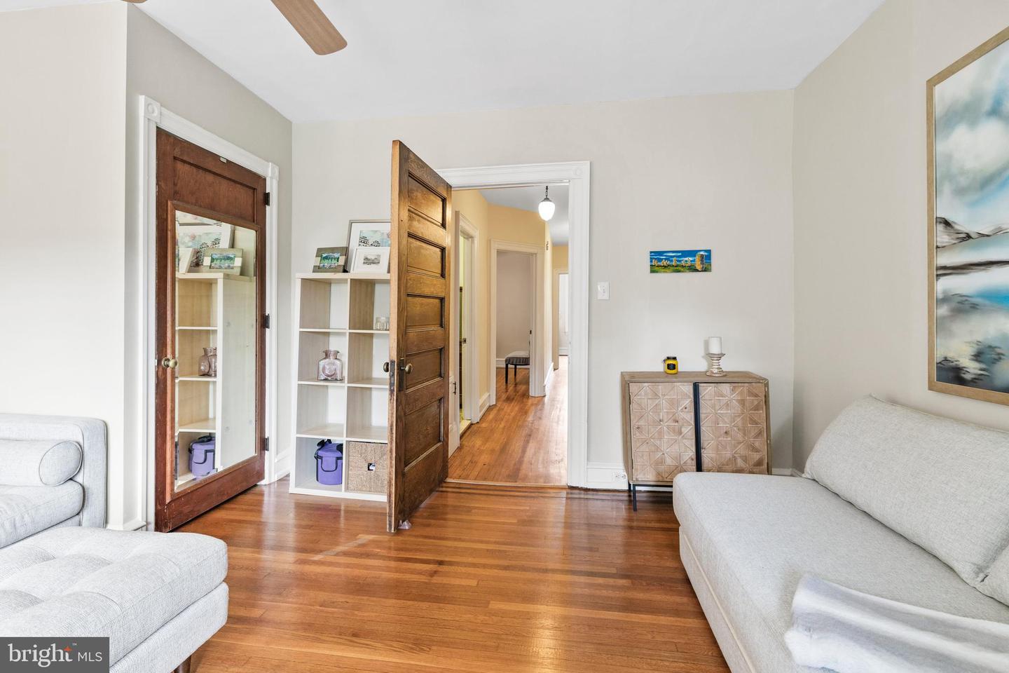 106 E Moreland Ave