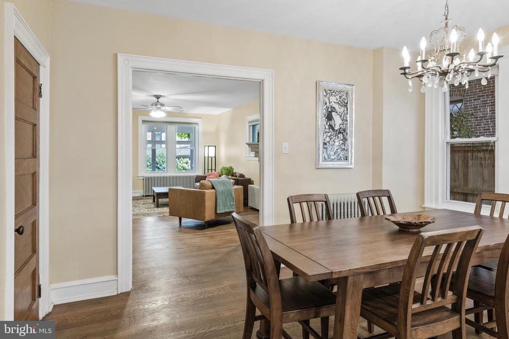 106 E Moreland Ave
