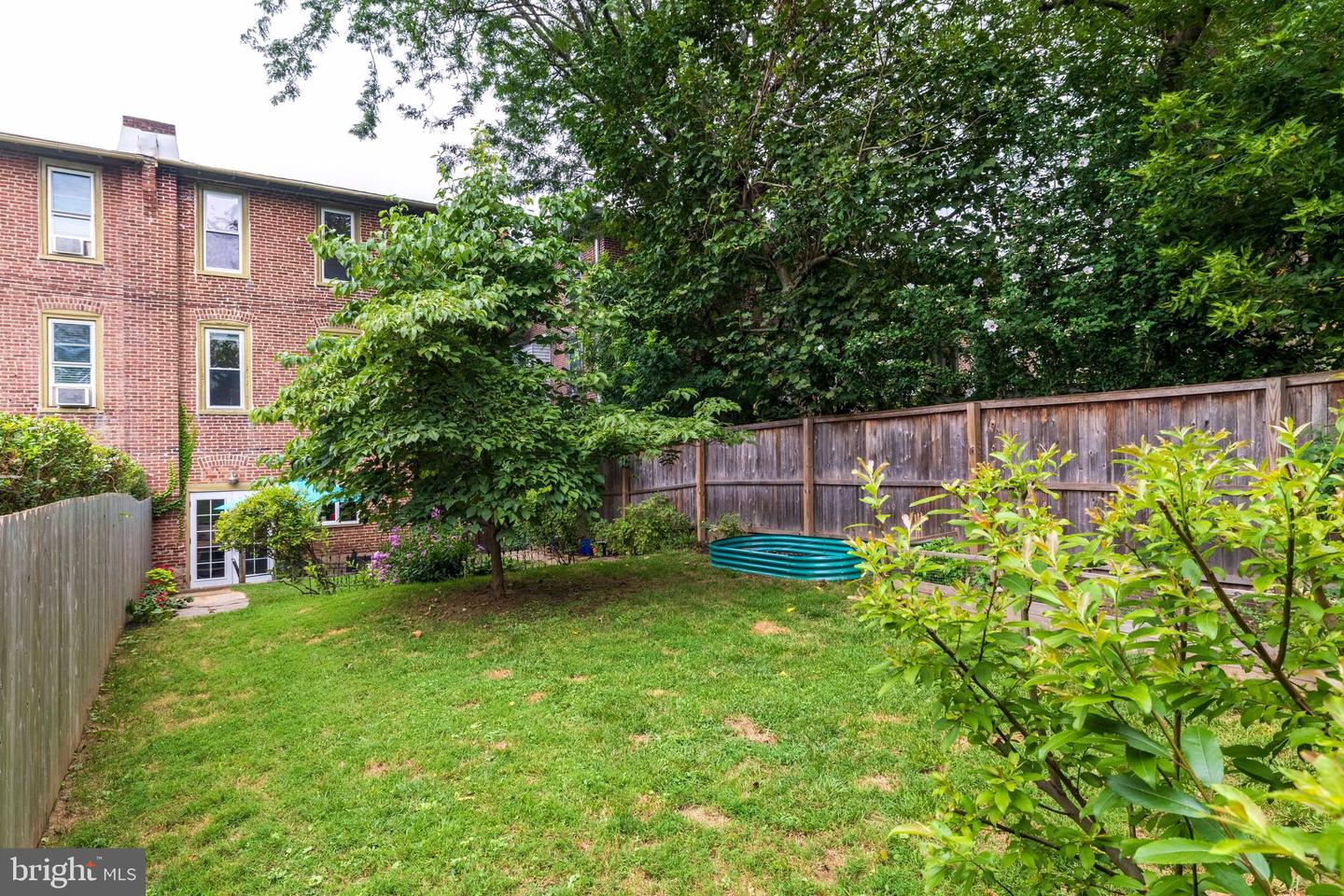 106 E Moreland Ave