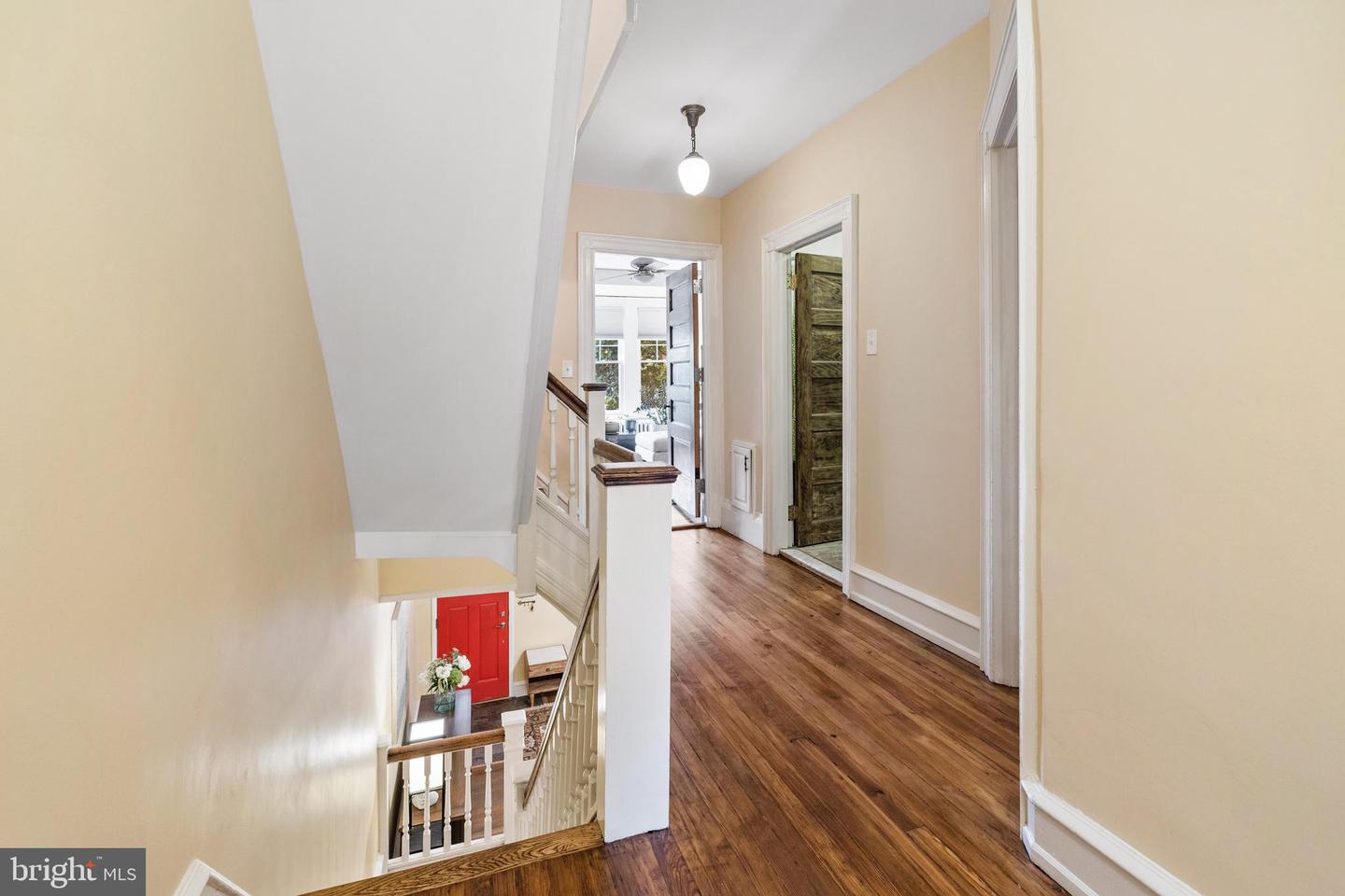 106 E Moreland Ave