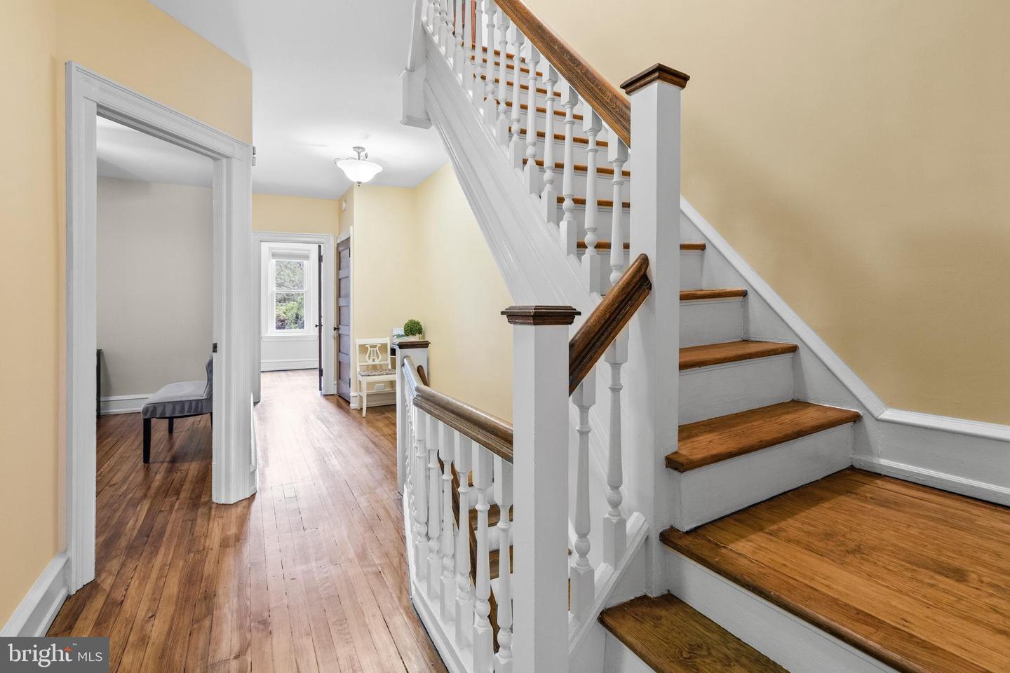 106 E Moreland Ave