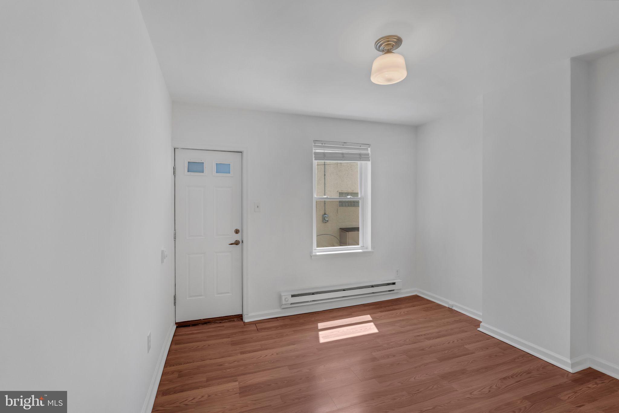 2519 E GORDON STREET