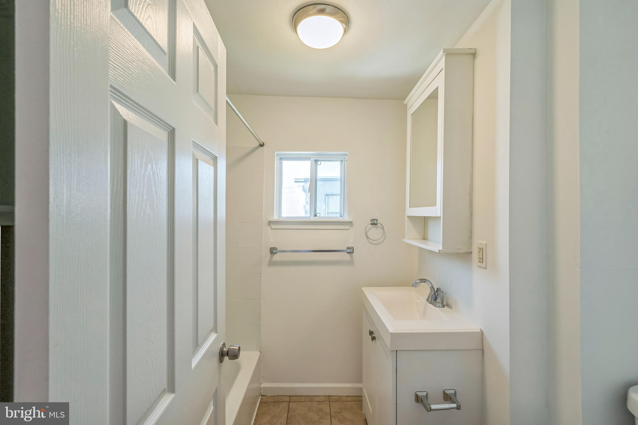 2519 E GORDON STREET