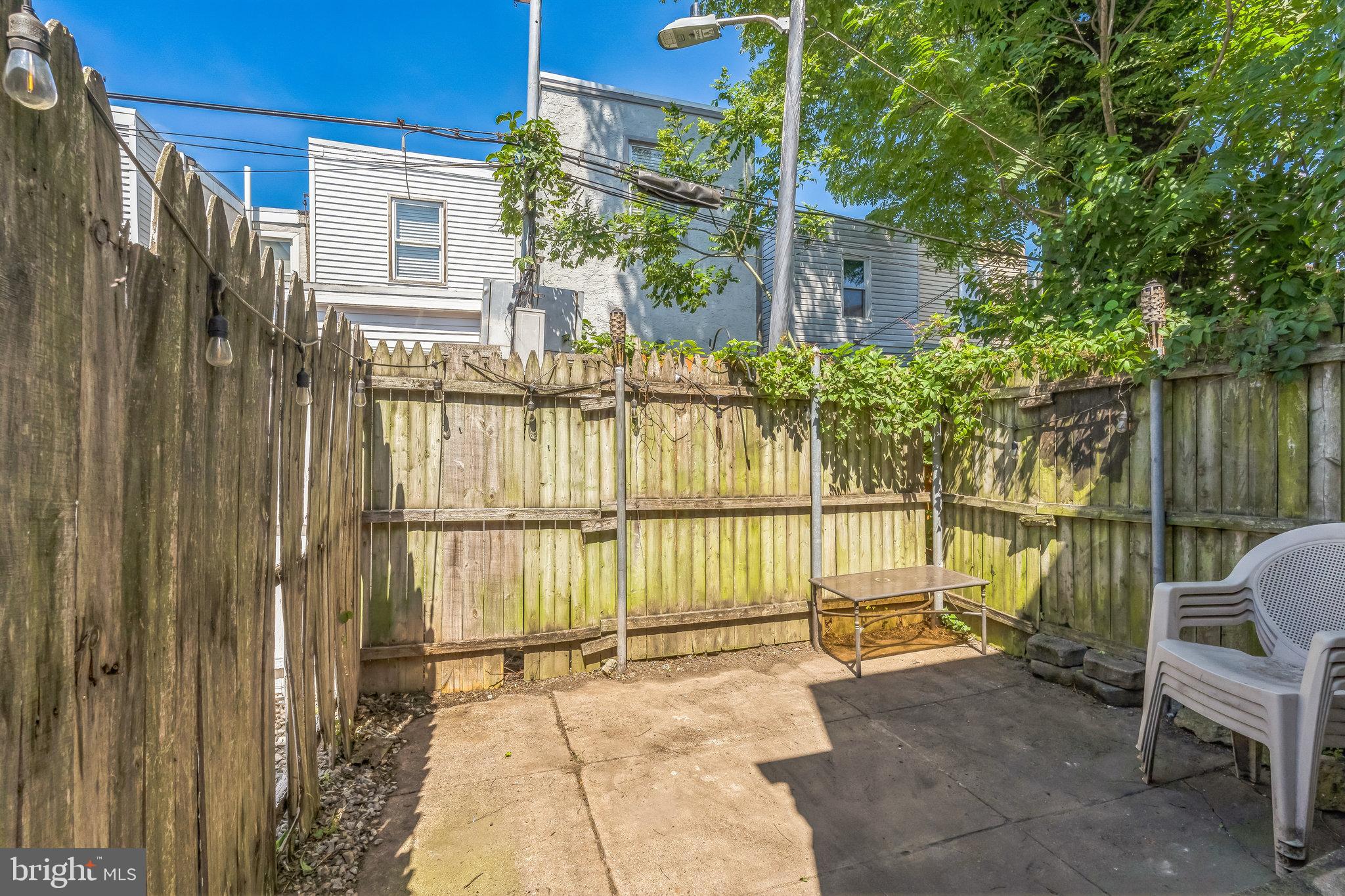 2519 E GORDON STREET