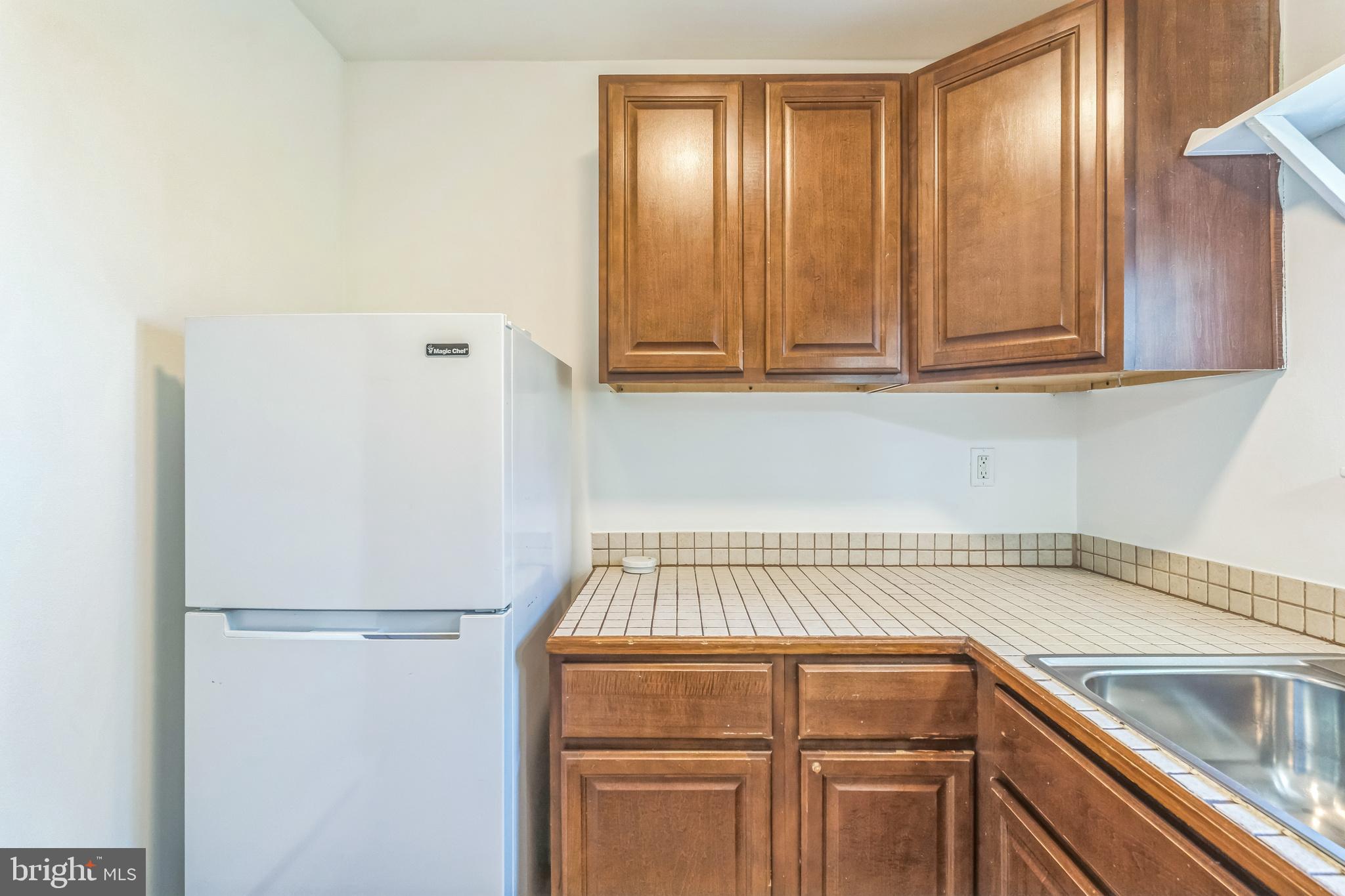 2519 E GORDON STREET