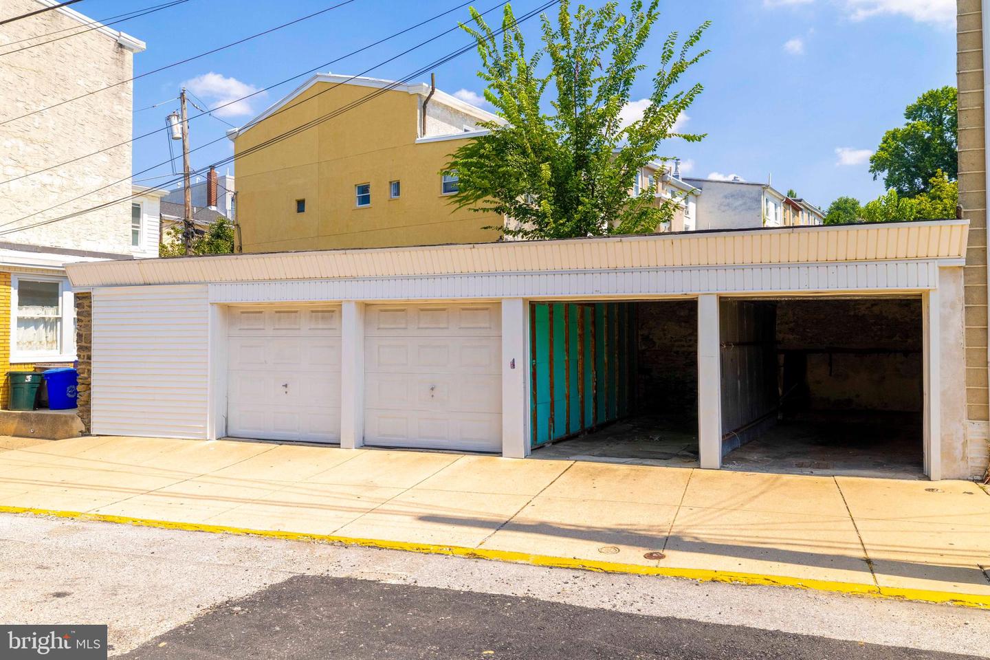 3921 Cresson St