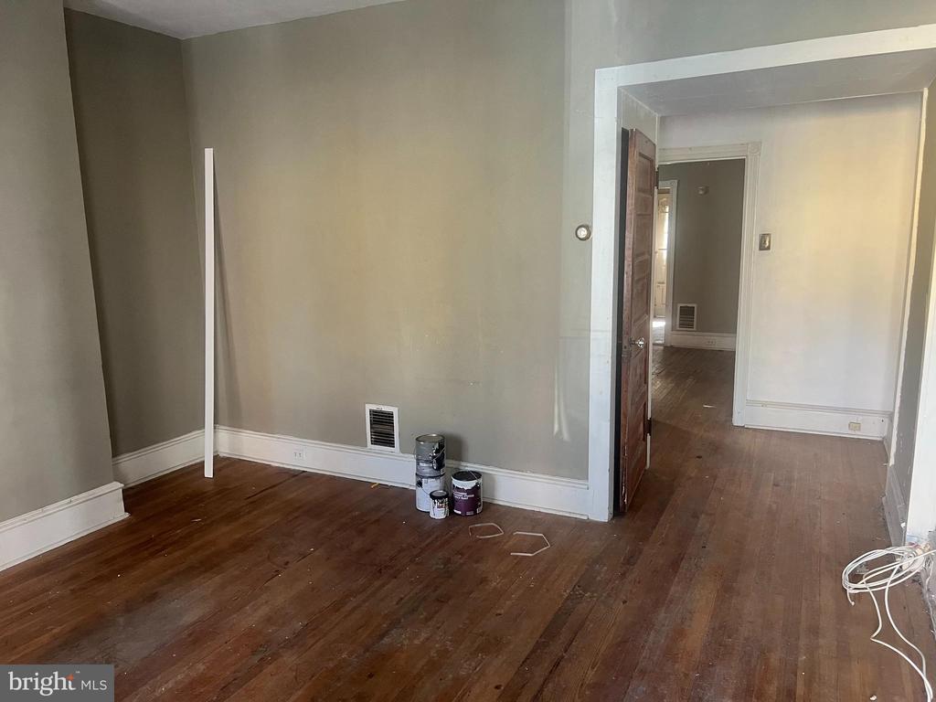 508 W King St