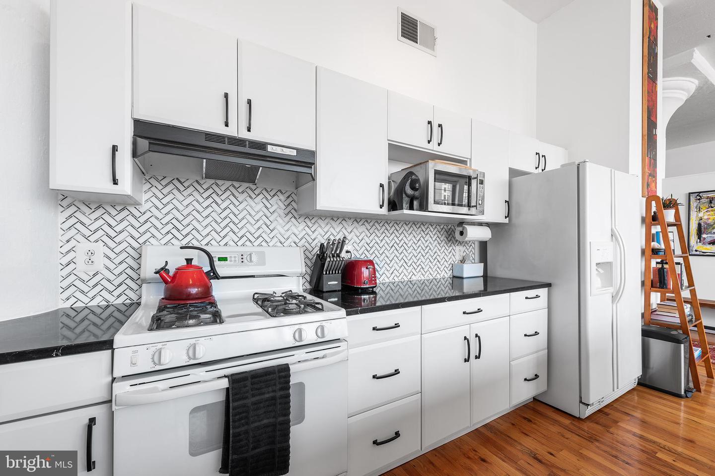 314-22 N 12th St #604