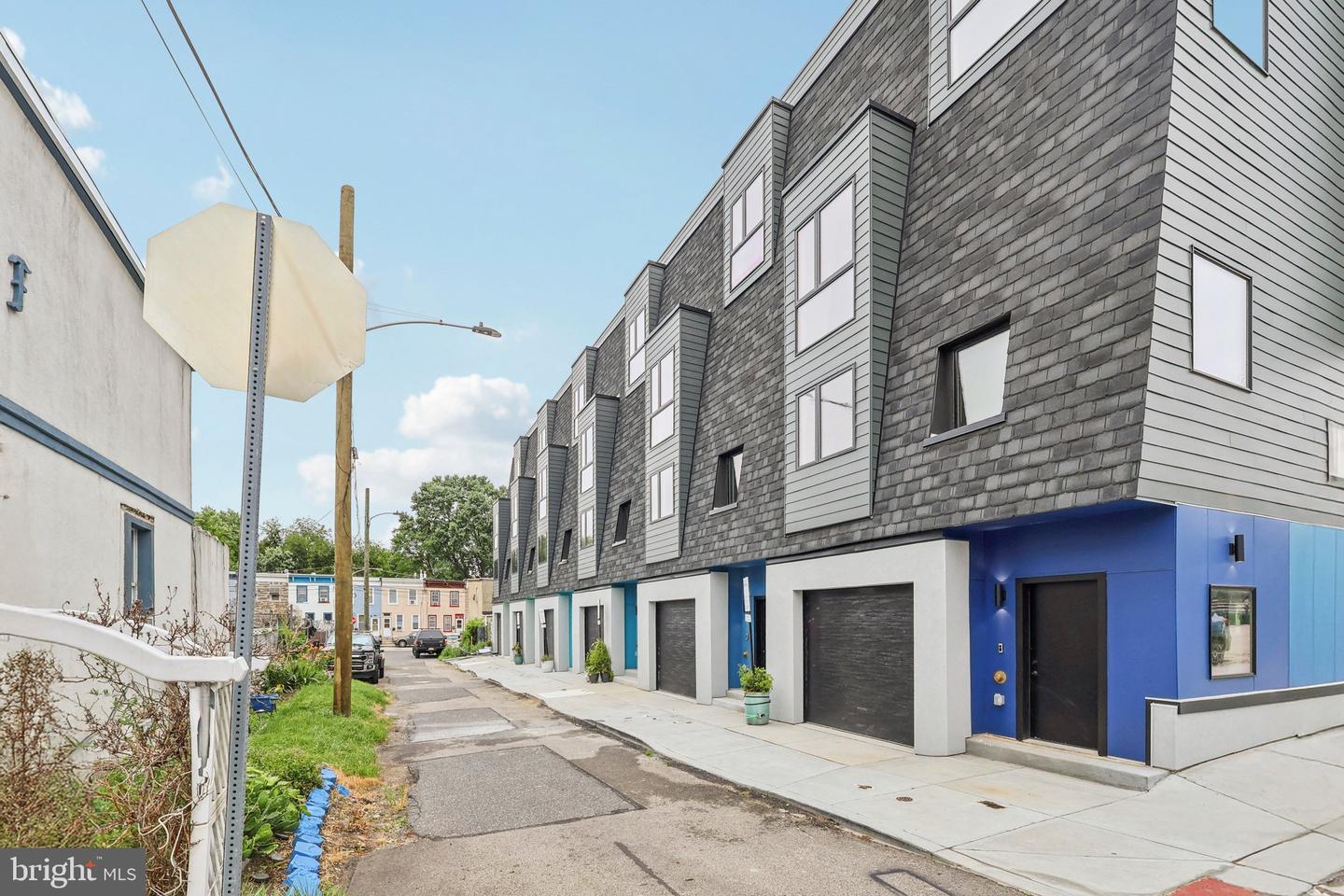 W Lippincott St