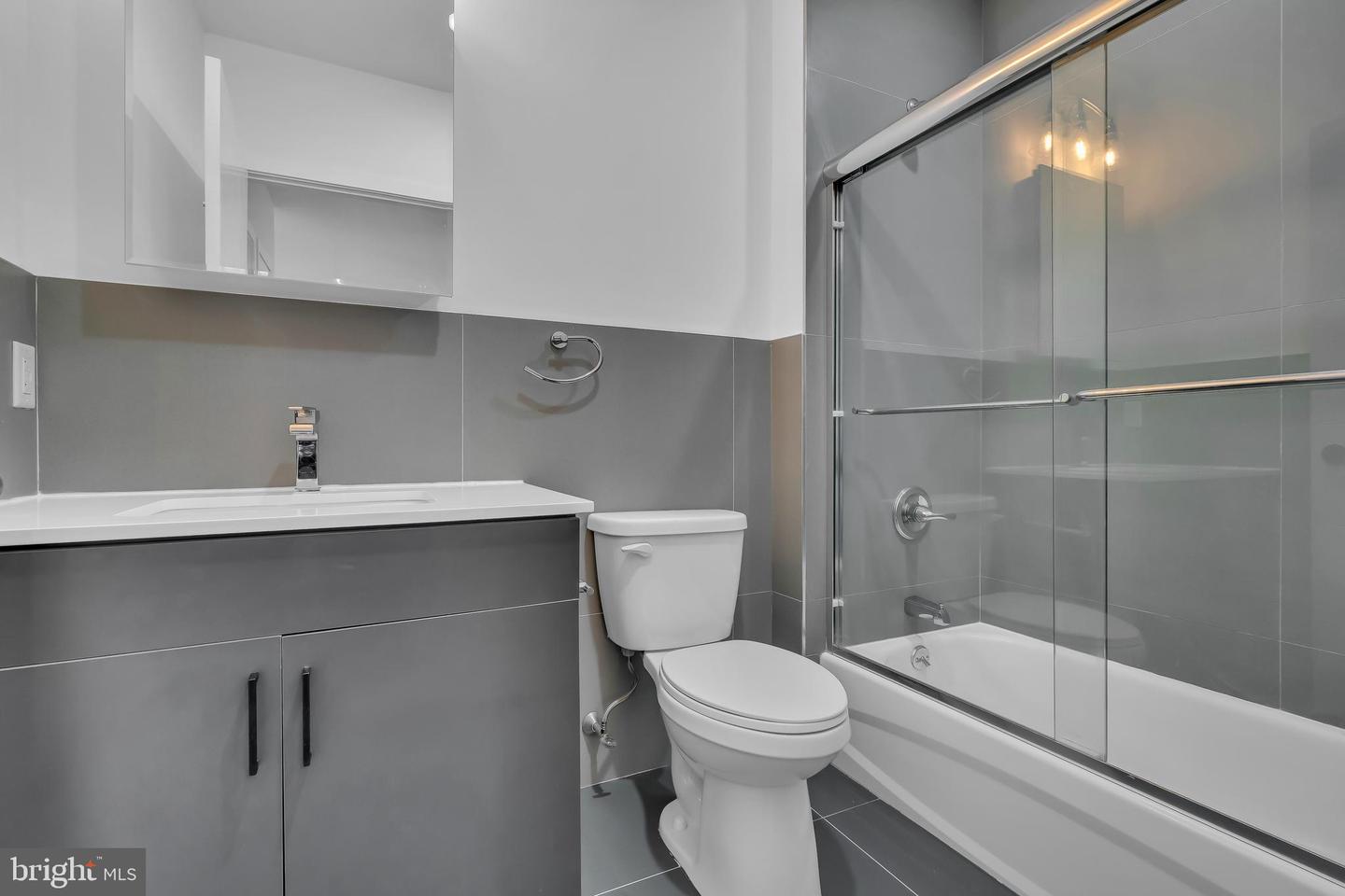 330 CECIL B MOORE AVE #201