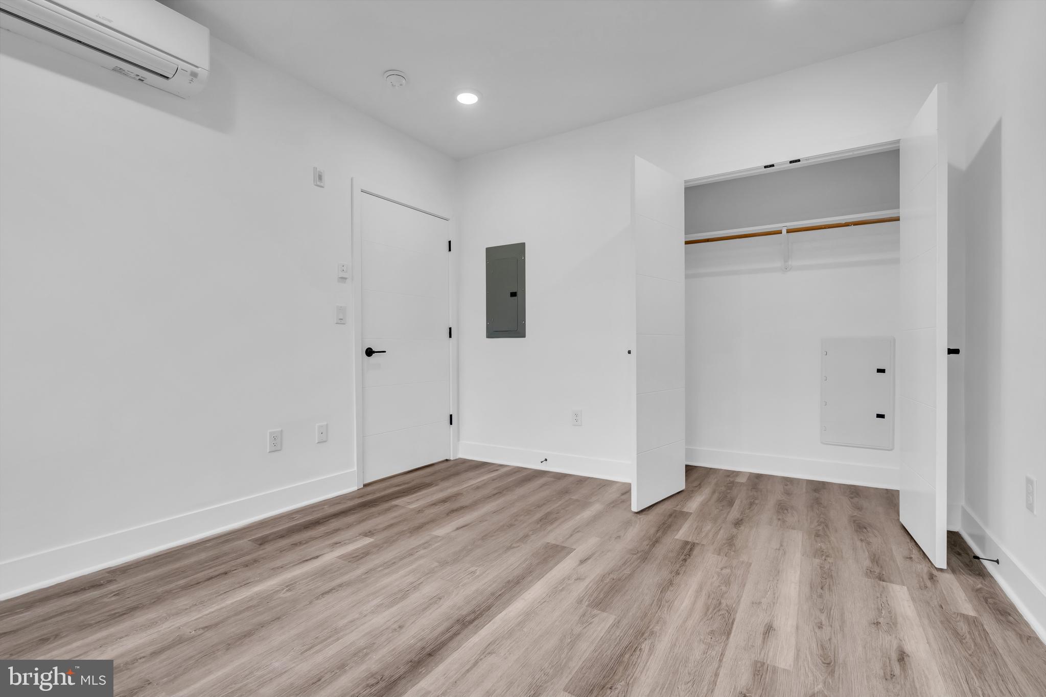 330 CECIL B MOORE AVE #404