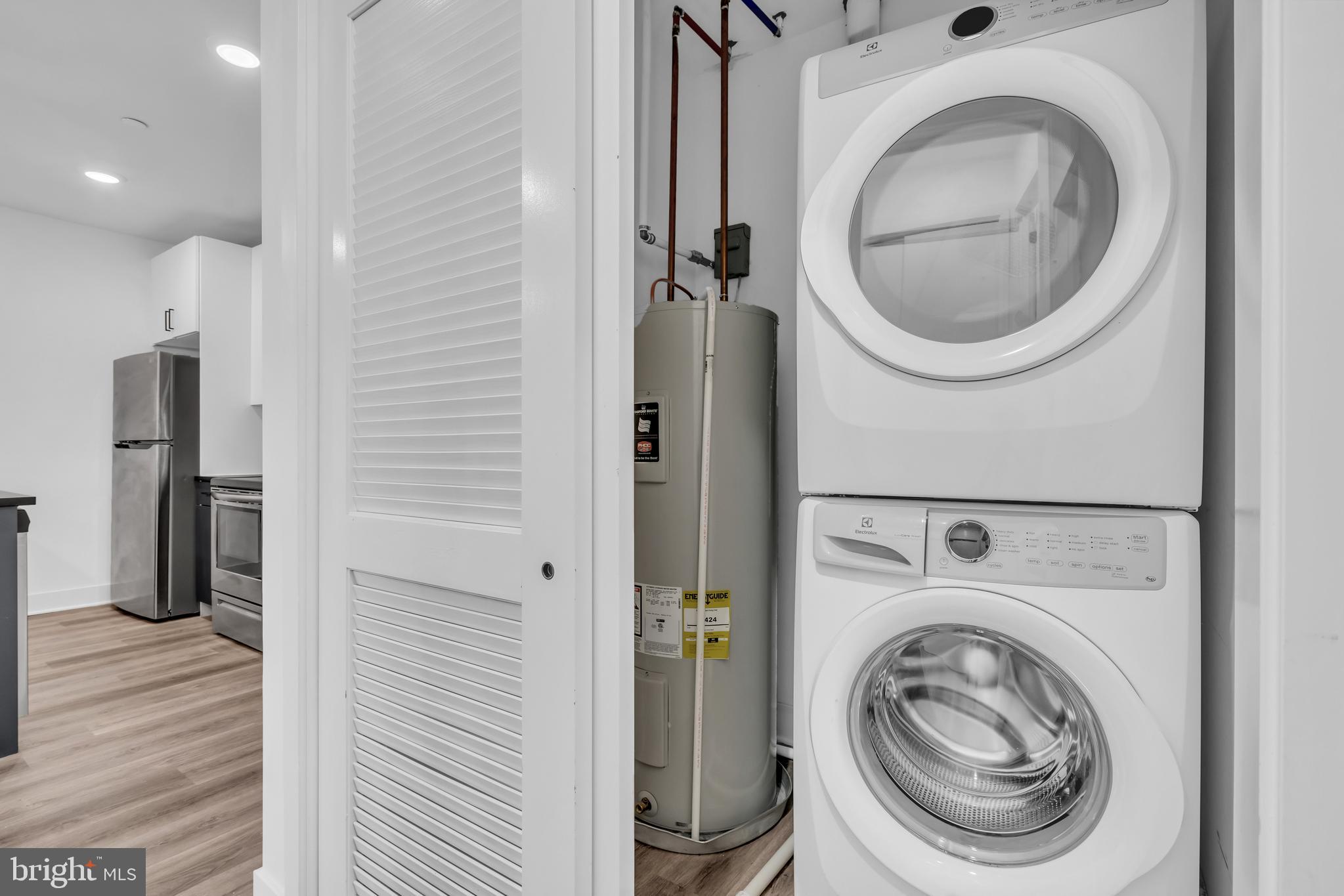 330 CECIL B MOORE AVE #404