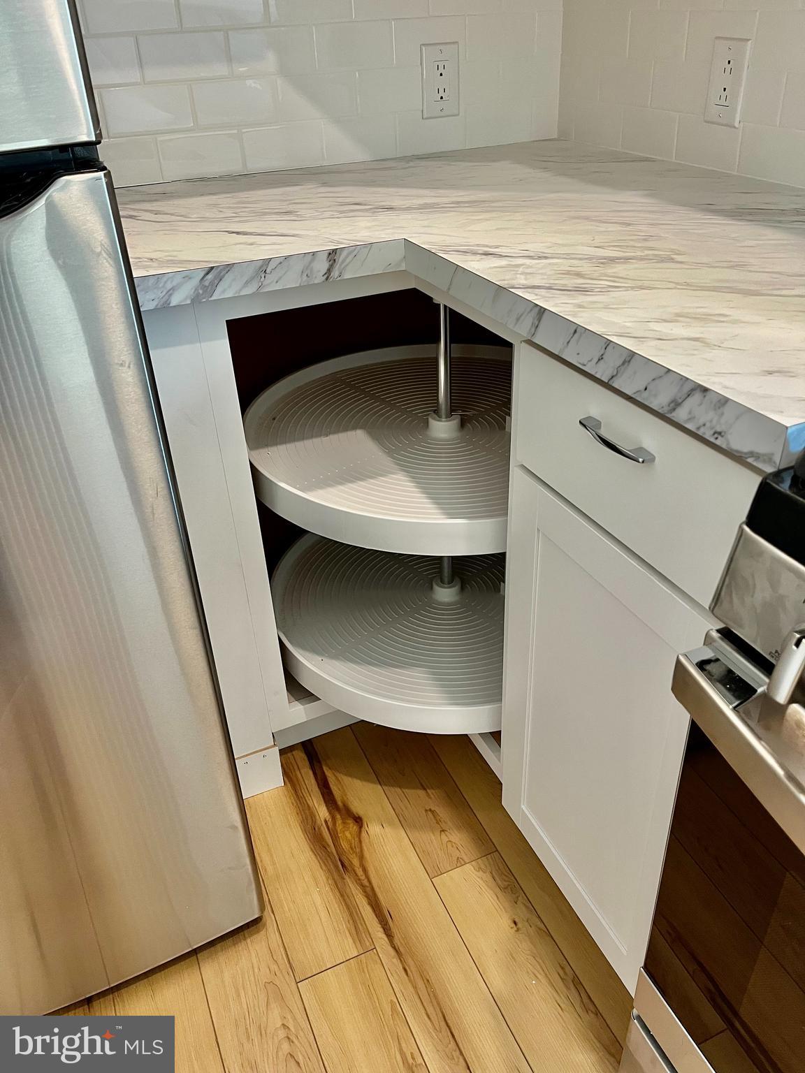 2314 E CUMBERLAND ST #2F