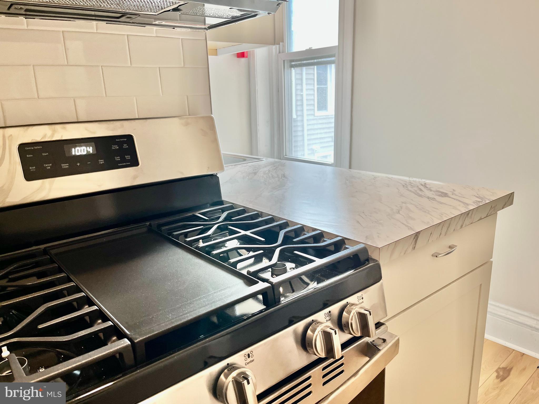 2314 E CUMBERLAND ST #2F