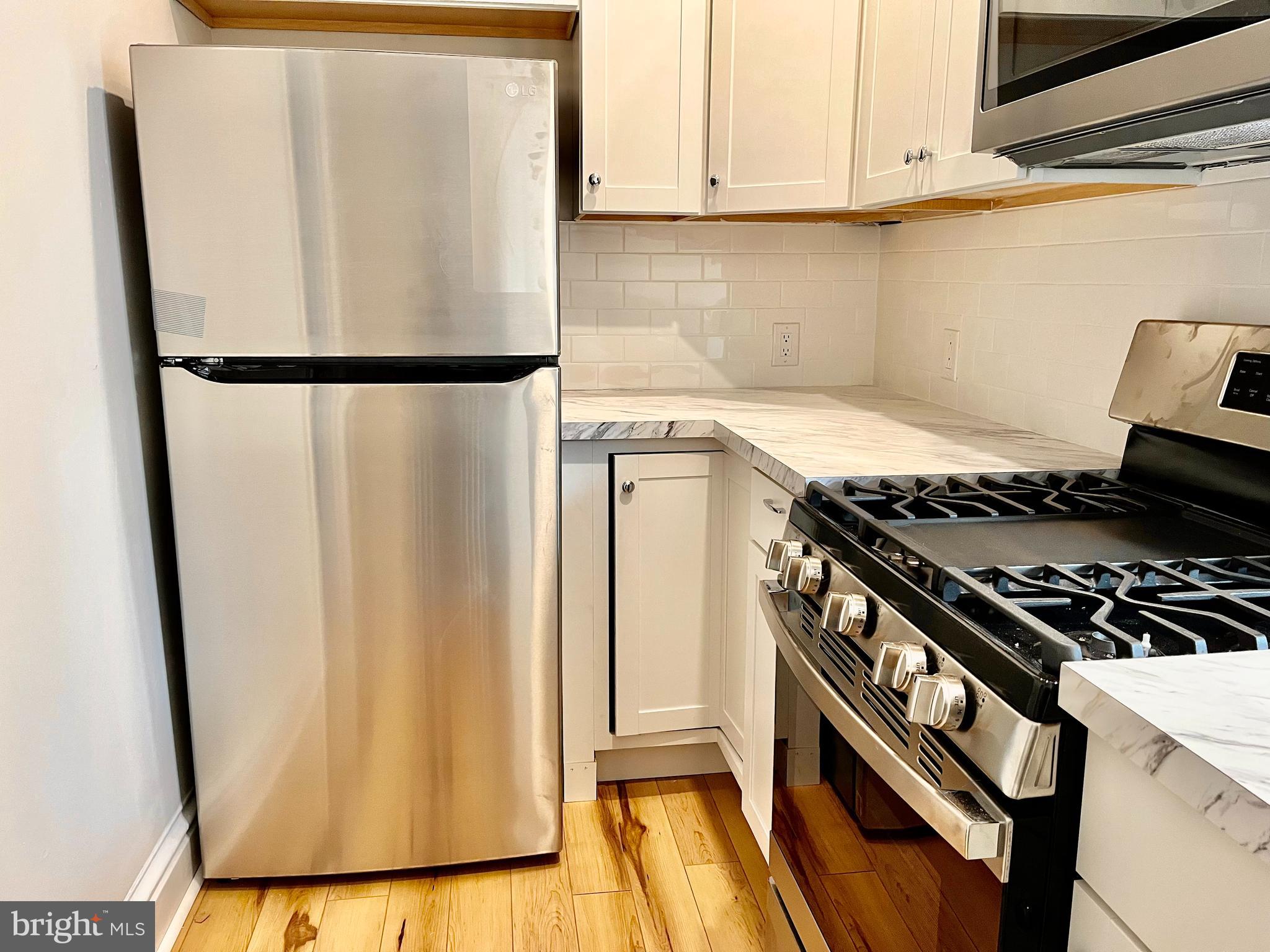 2314 E CUMBERLAND ST #2F