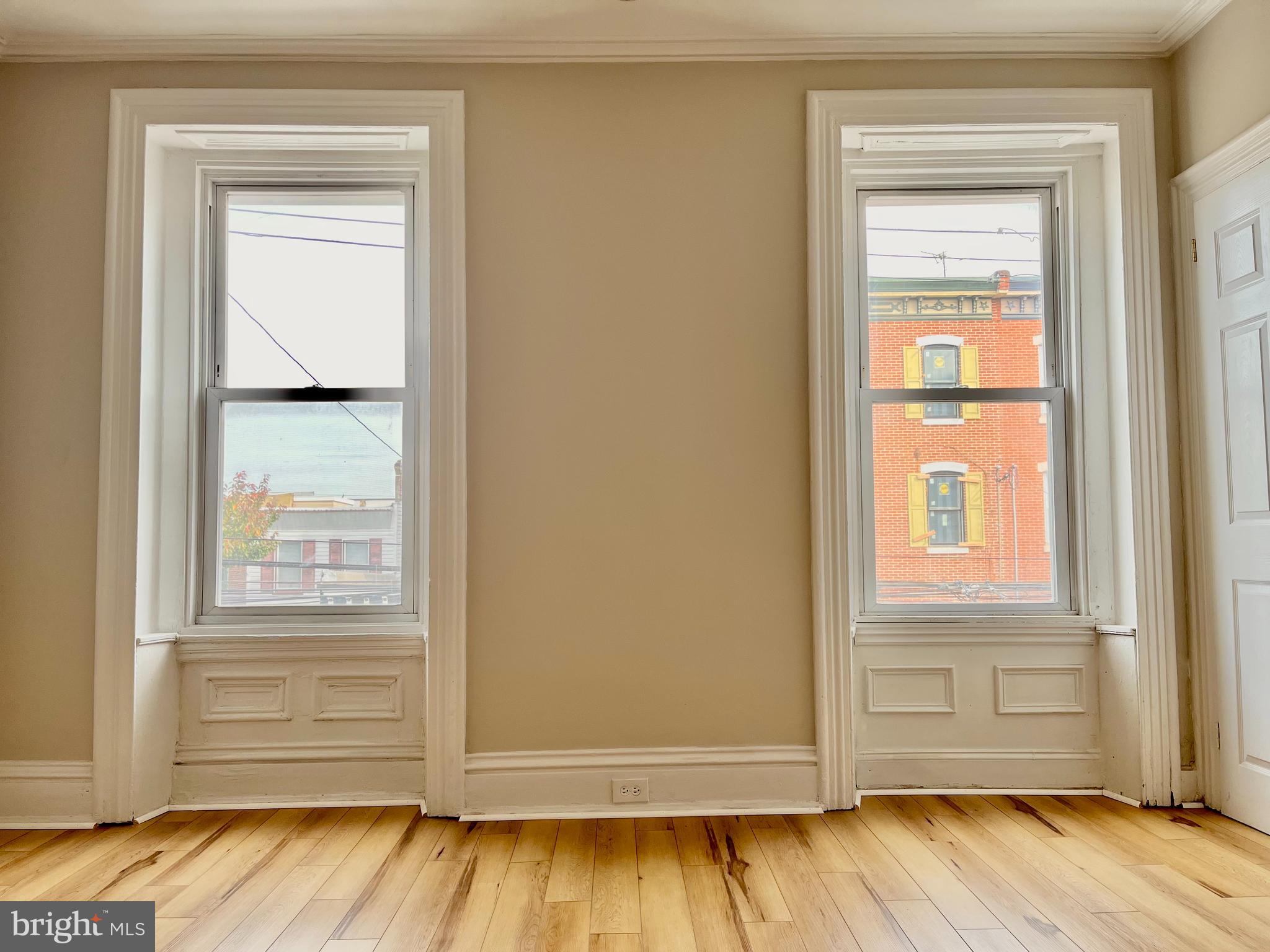 2314 E CUMBERLAND ST #2F