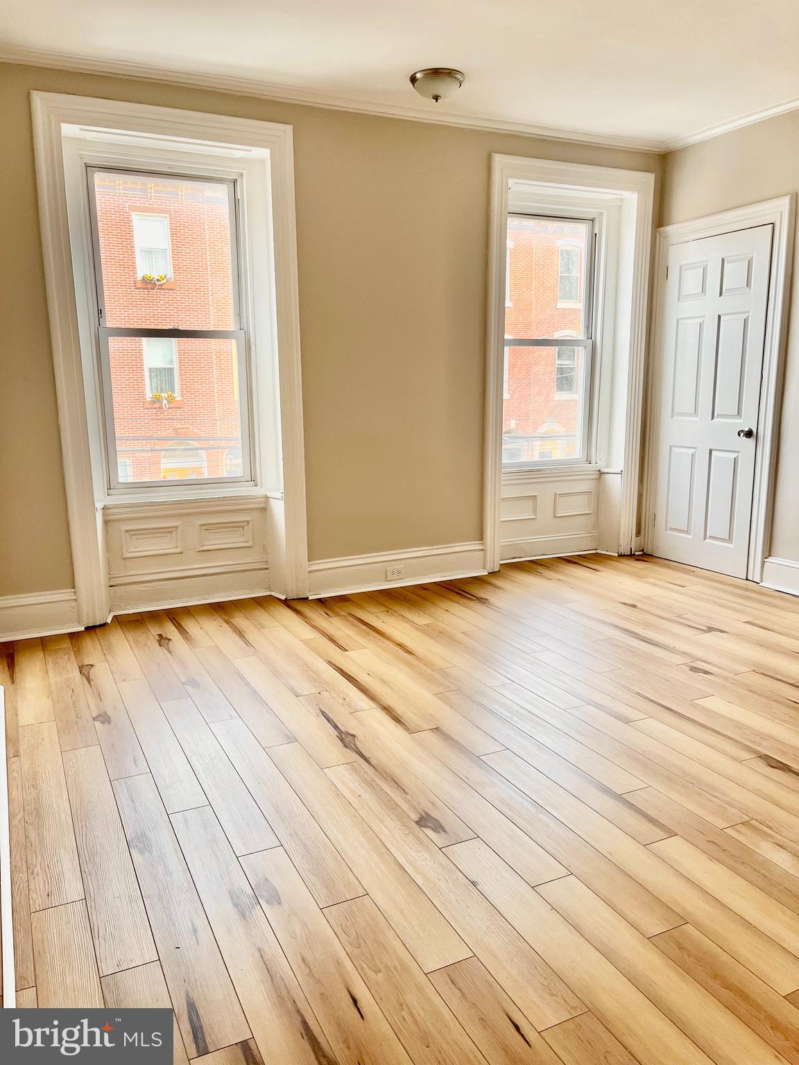 2314 E CUMBERLAND ST #2F