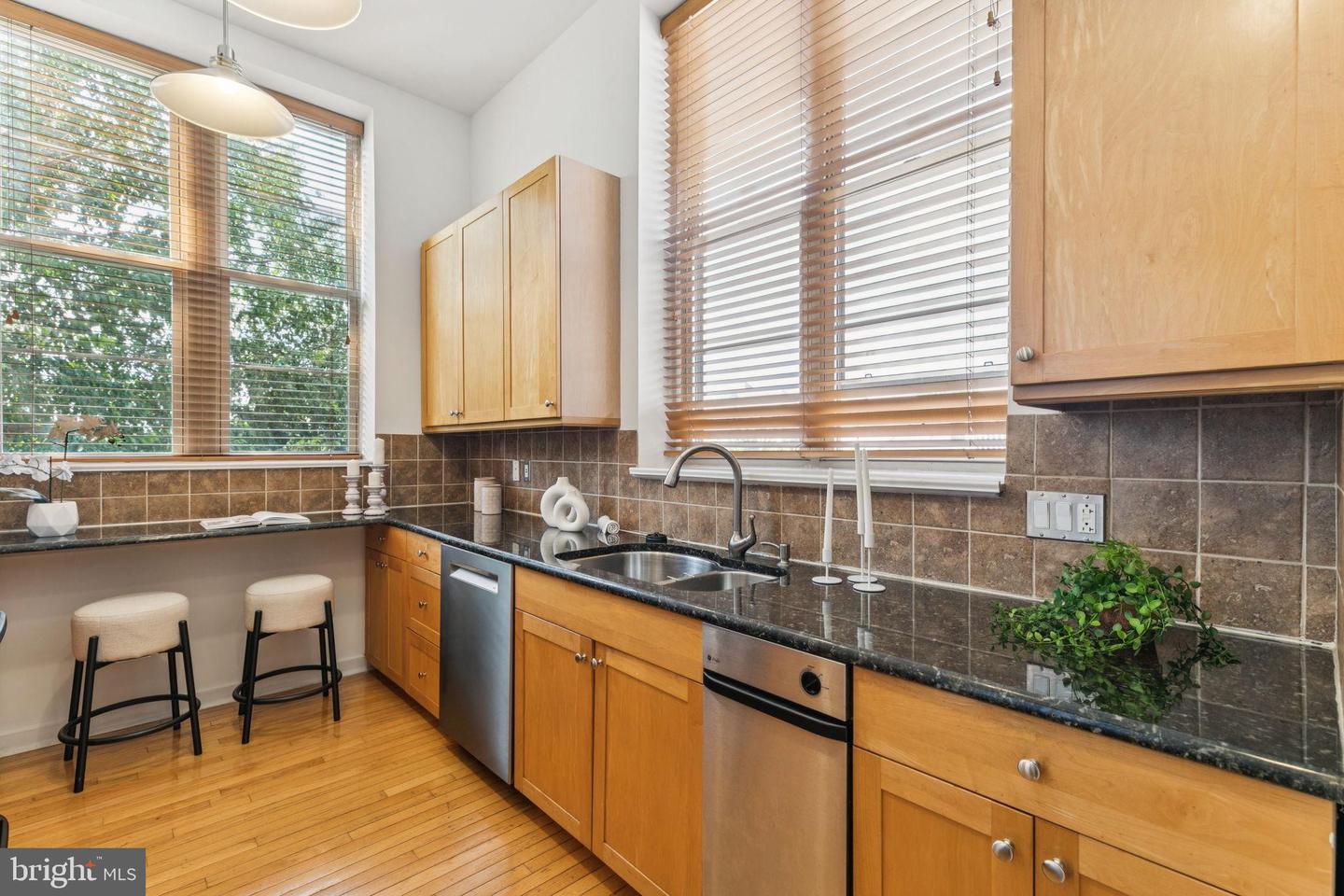 200 Christian St #32