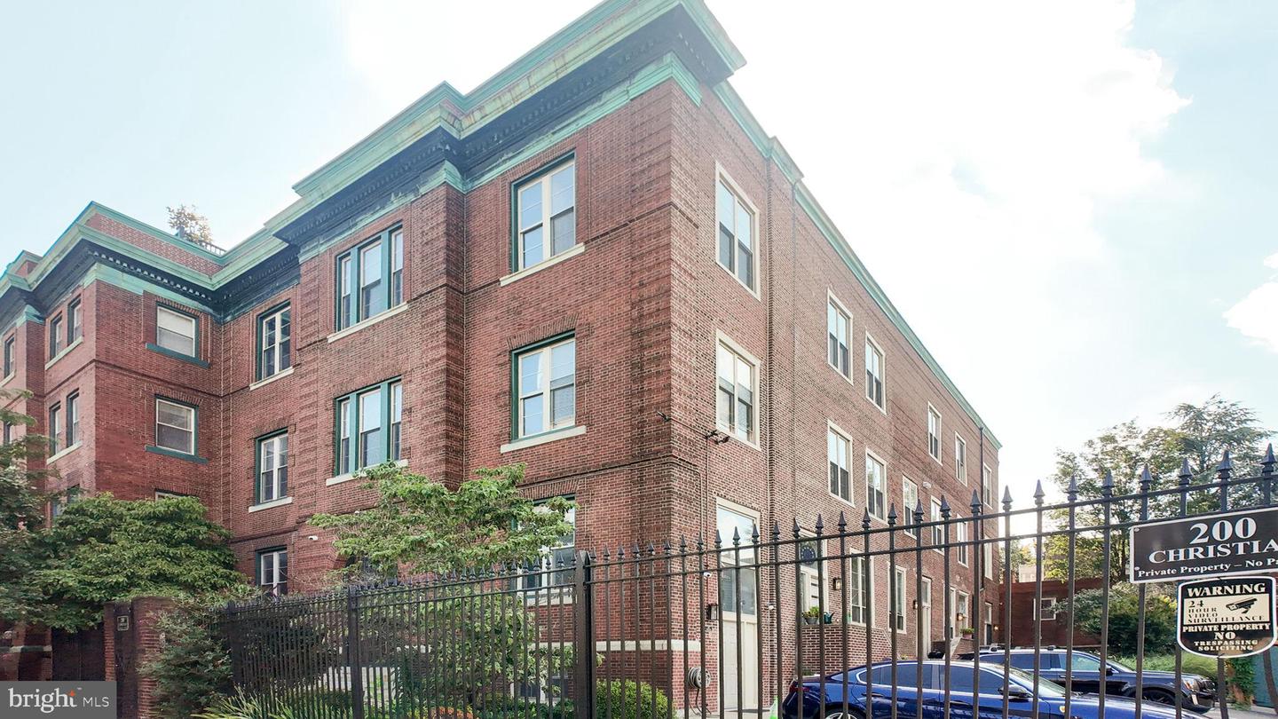 200 Christian St #32