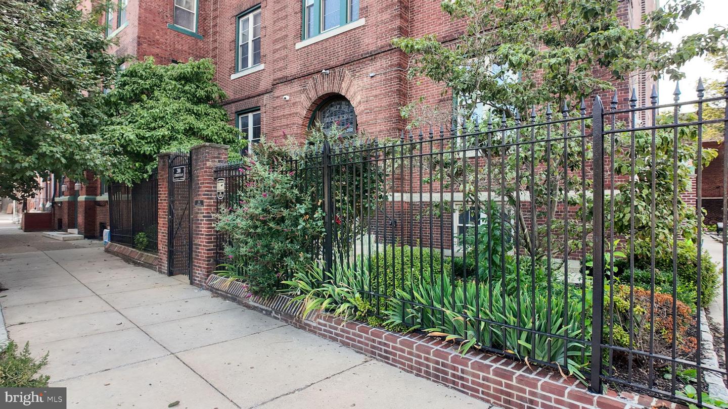 200 Christian St #32