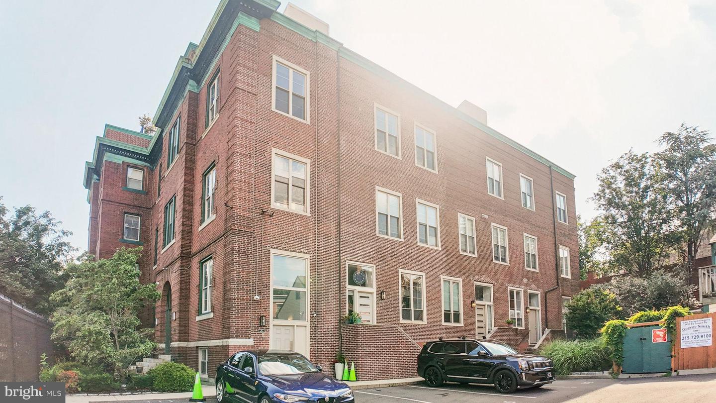 200 Christian St #32