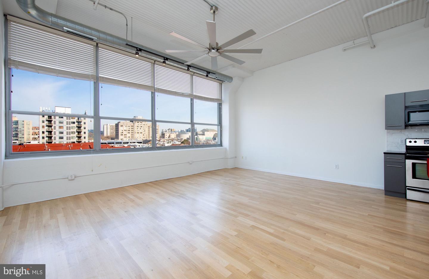 2200-28 ARCH ST #503