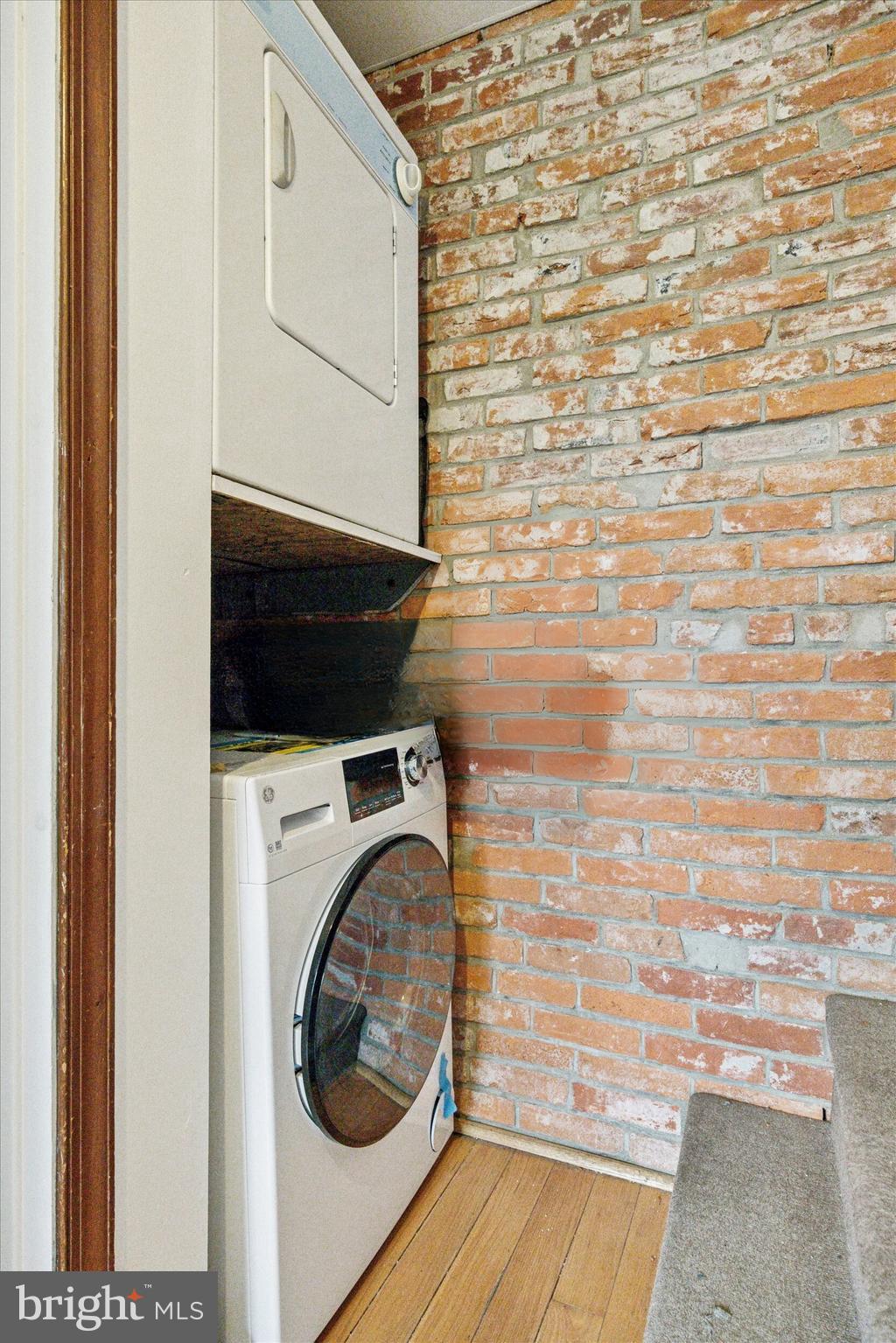 536 MONTROSE STREET B